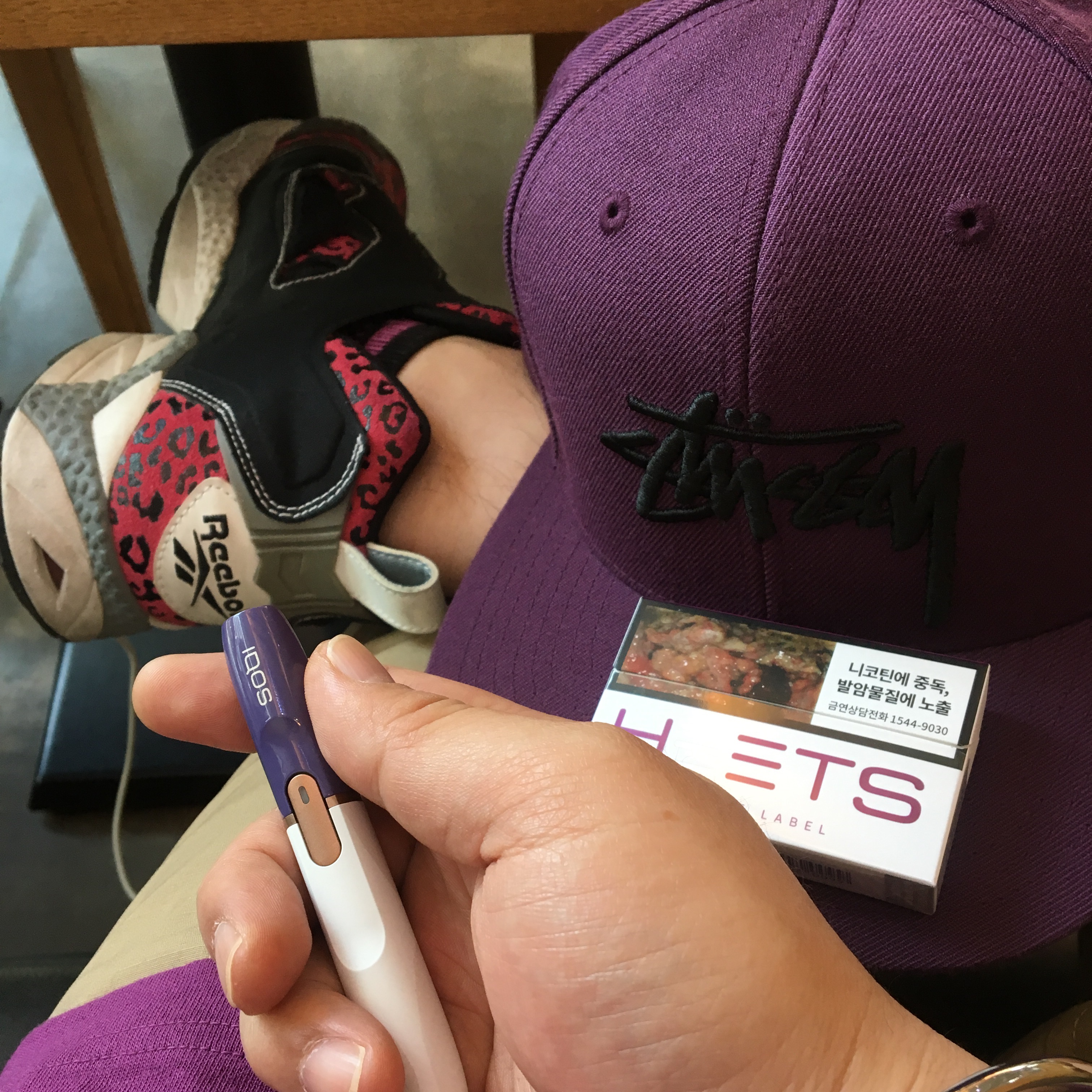 Reebok Instapump Fury OG Brazen Berry 착용 스타일