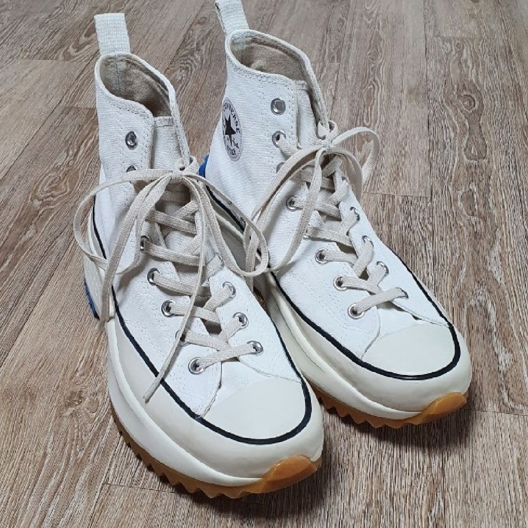 Converse x JW Anderson Run Star Hike Hi White 착용 스타일