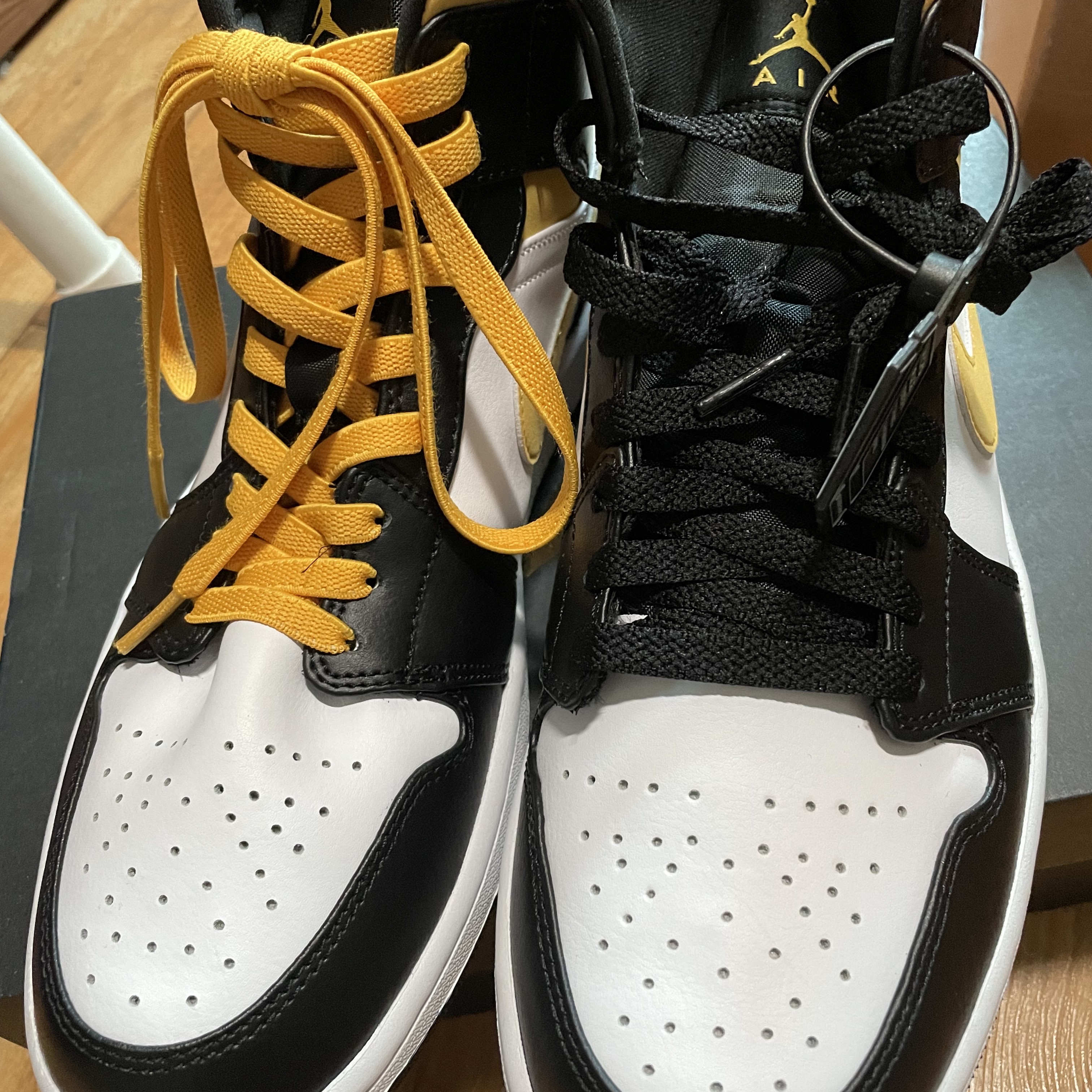 Jordan 1 Mid Pollen 착용 스타일 - 2