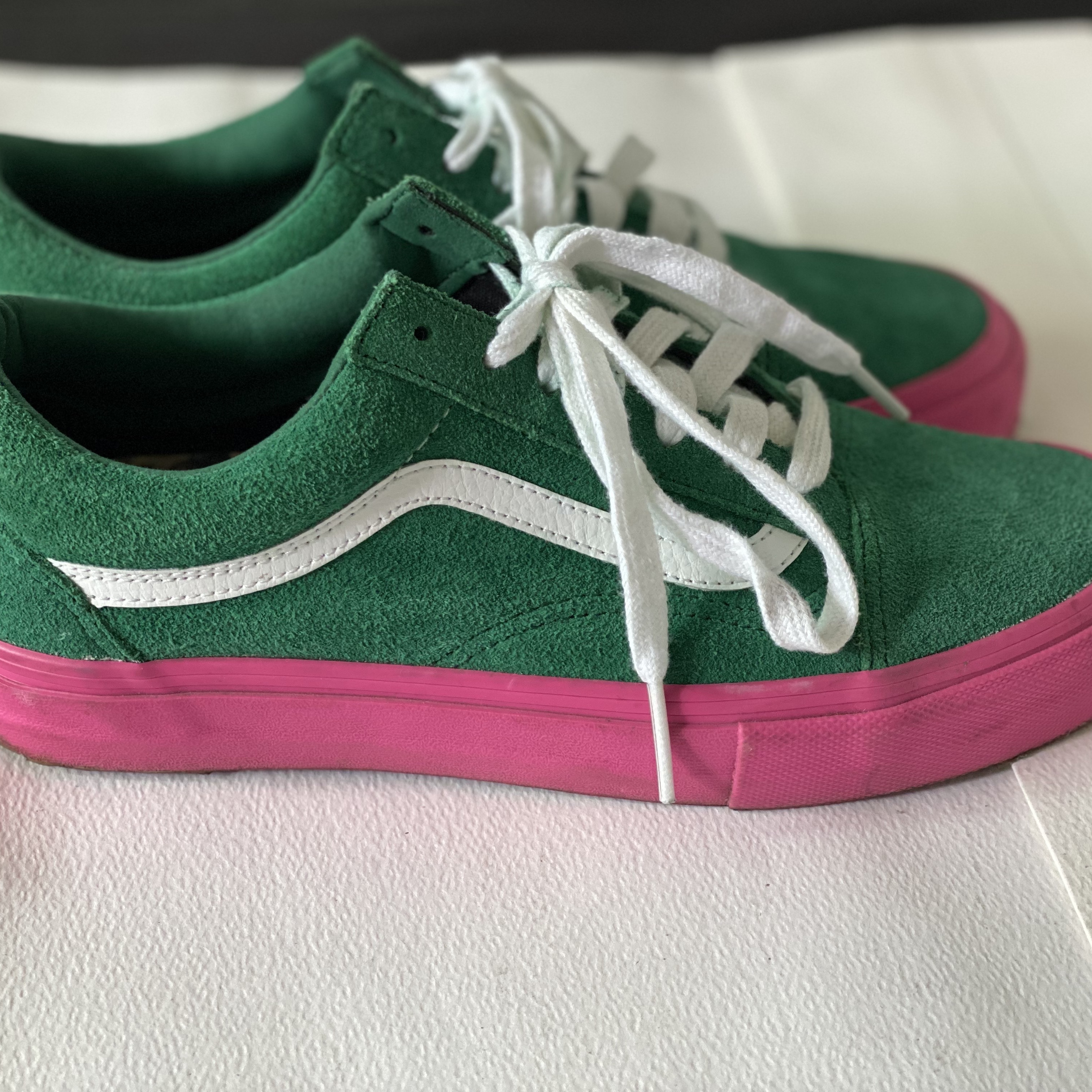 Vans x Golf Wang Old Skool Pro S Green Pink 착용 스타일 - 2