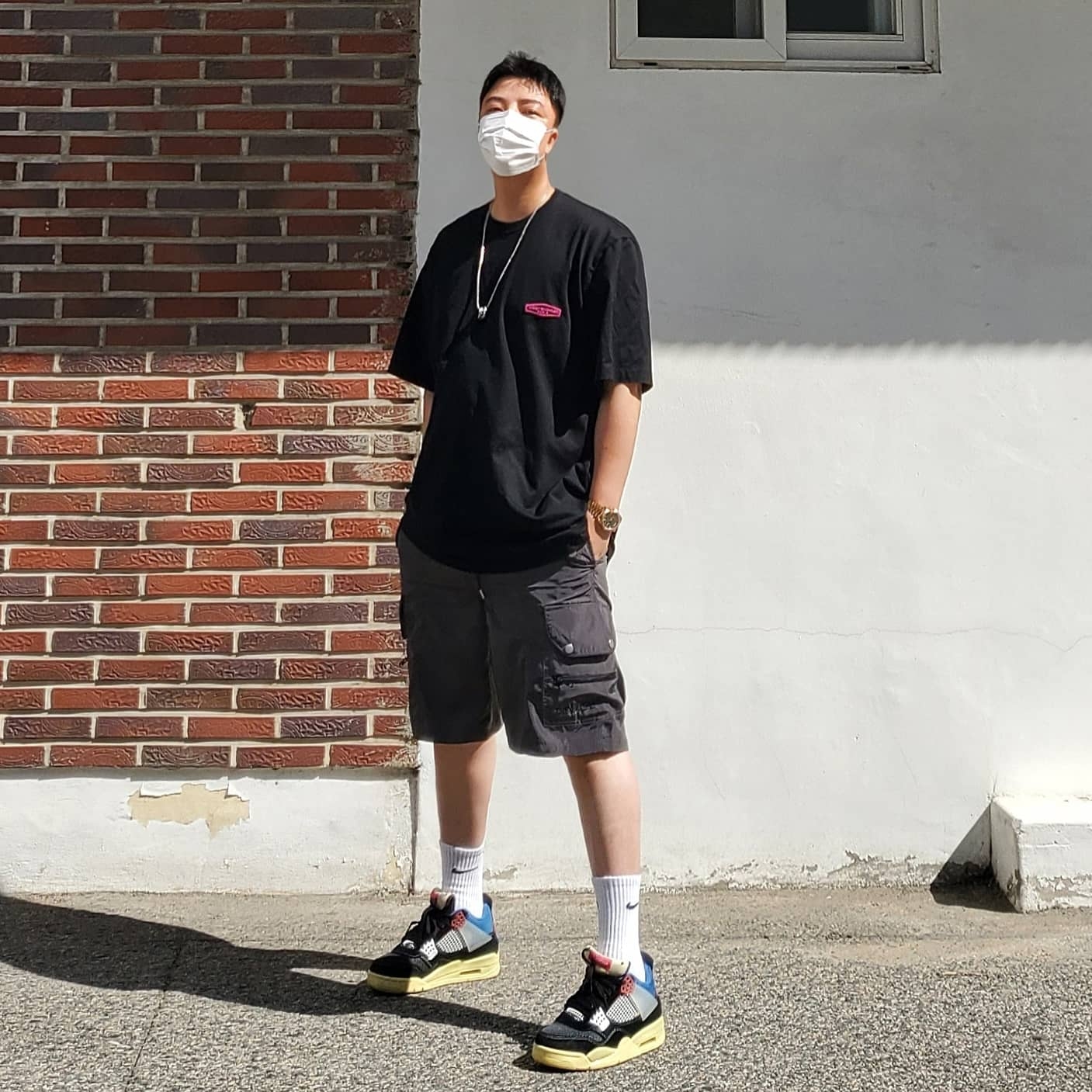 Jordan 4 x Union Retro Off Noir 착용 스타일 - 3