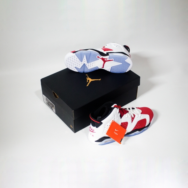 (GS) Jordan 6 Retro Carmine 2021 착용 스타일 - 2