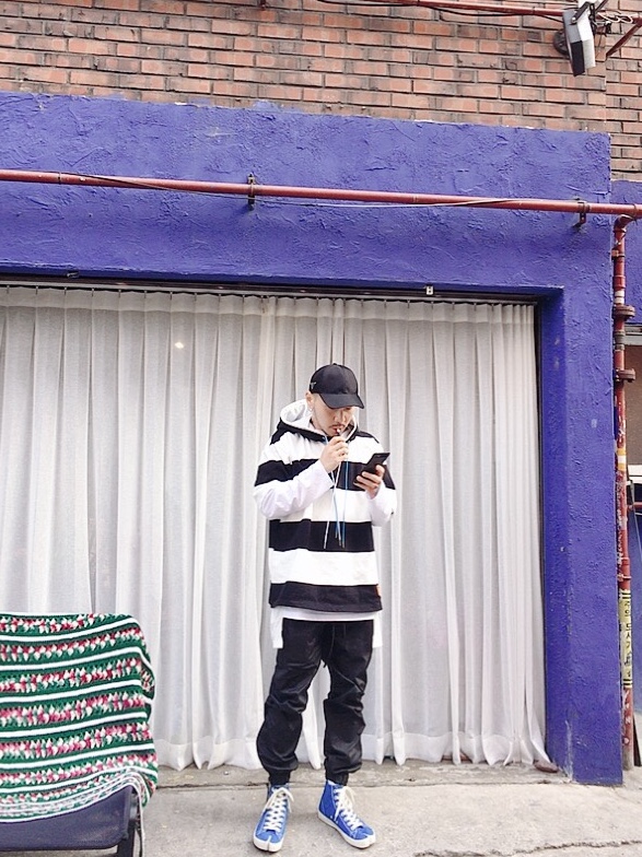 (W) Maison Margiela Tabi High Blue 착용 스타일 - 4