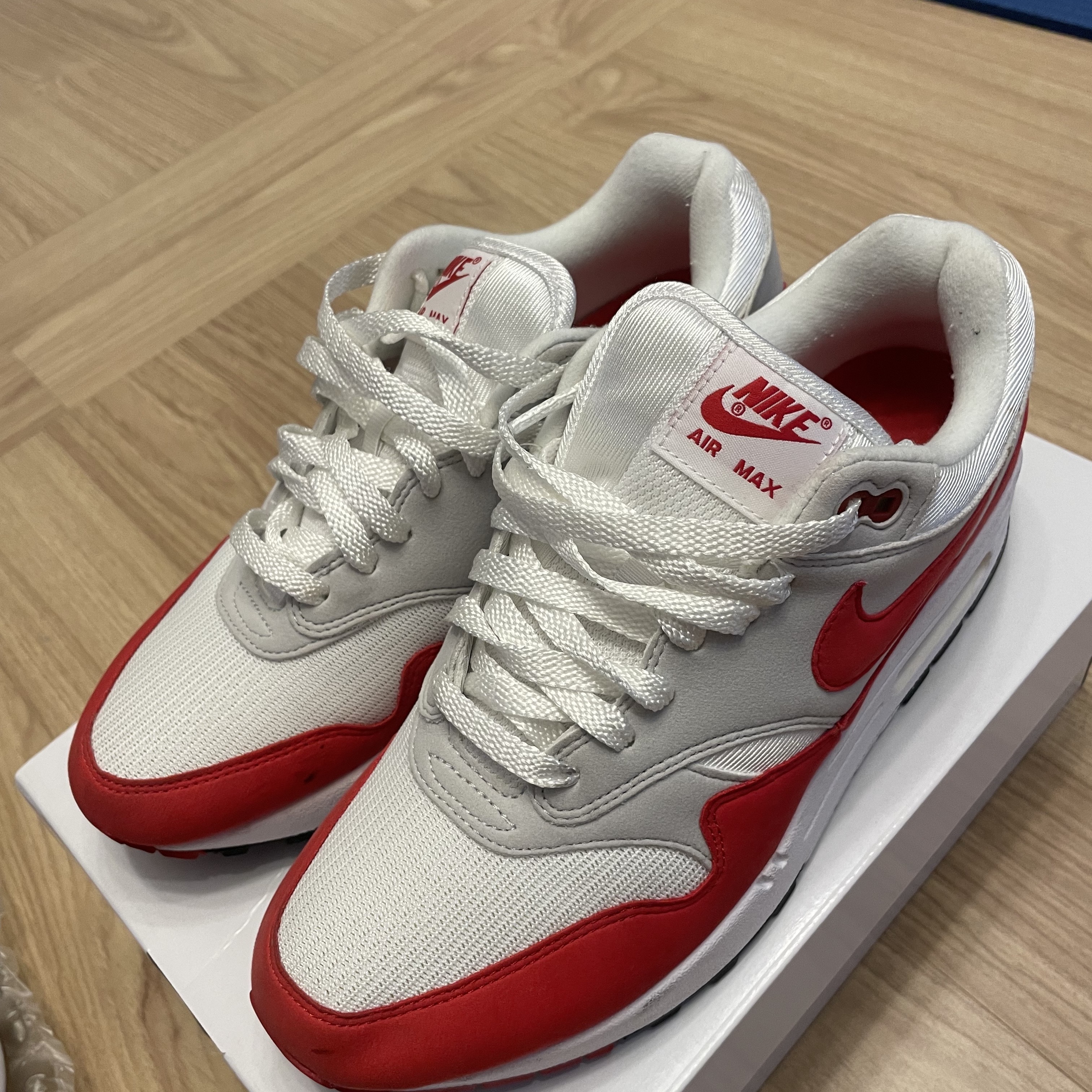 Nike Air Max 1 Anniversary Red (2017/2018 Restock Pair) 착용 스타일 - 3