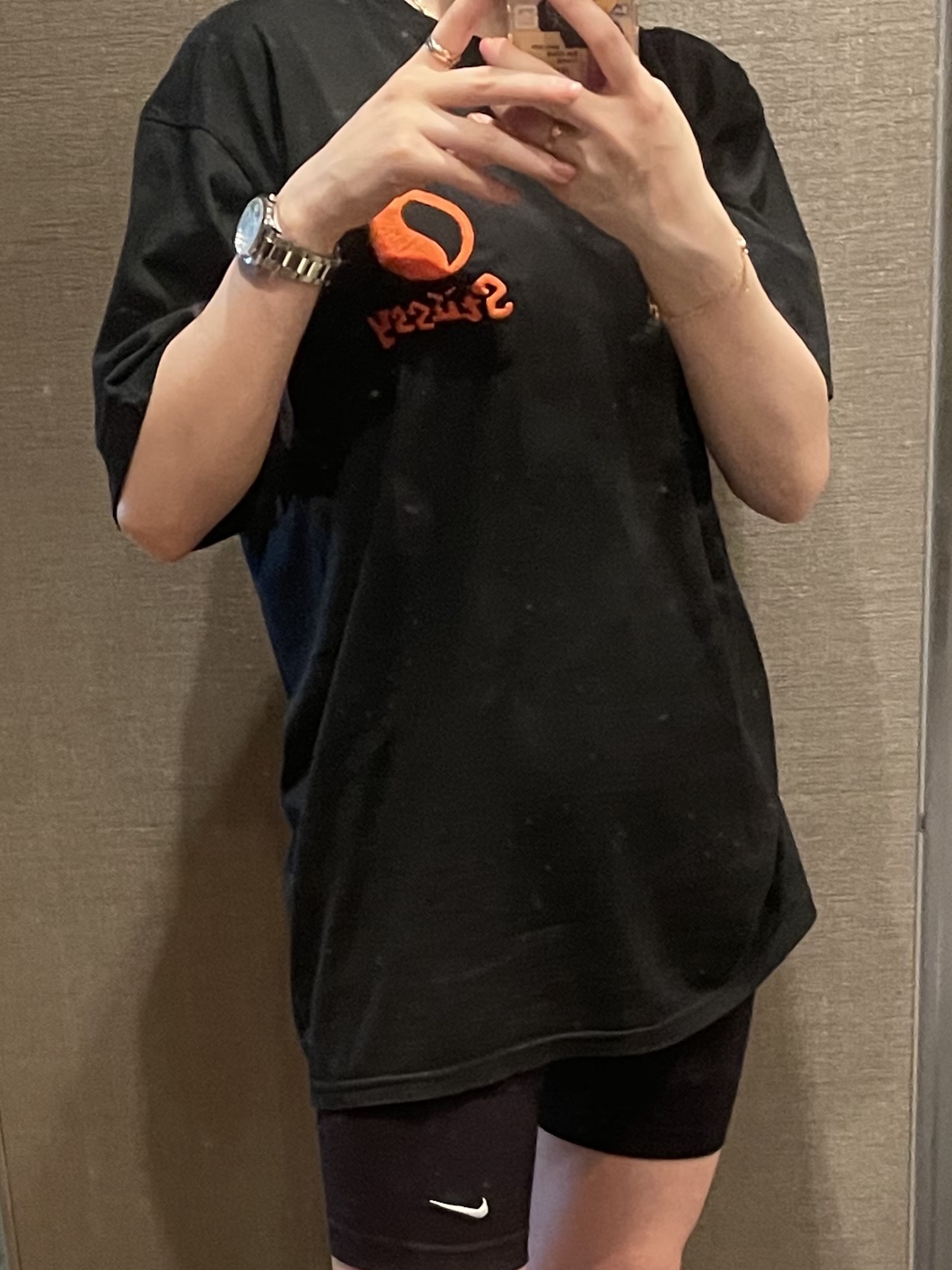 Stussy x Our Legacy Portrait Pig. Dyed T-Shirt Black, Jordan 1 Retro High OG Reverse Shattered Backboard 착용 스타일 - 3