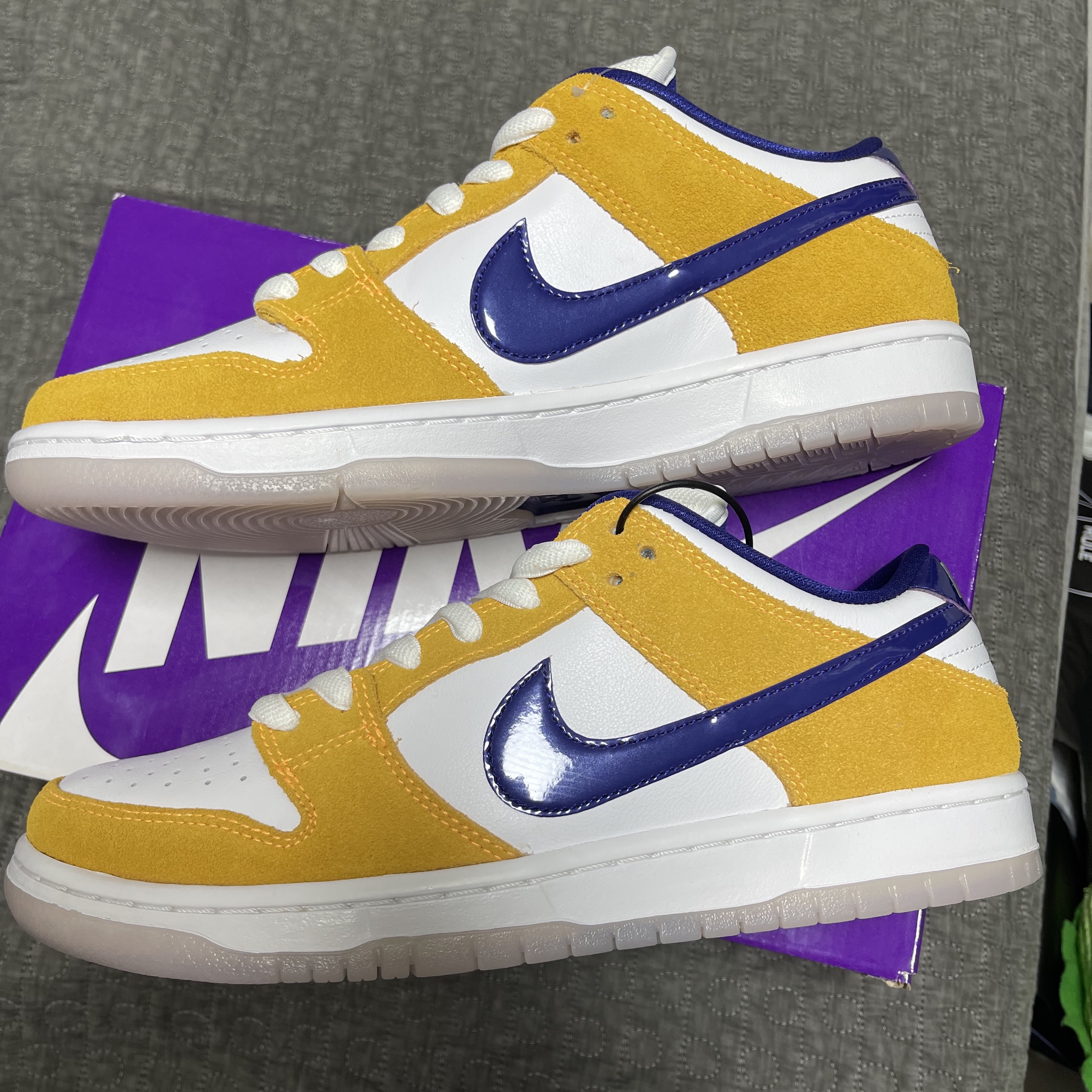 Nike SB Dunk Low Laser Orange 착용 스타일 - 2