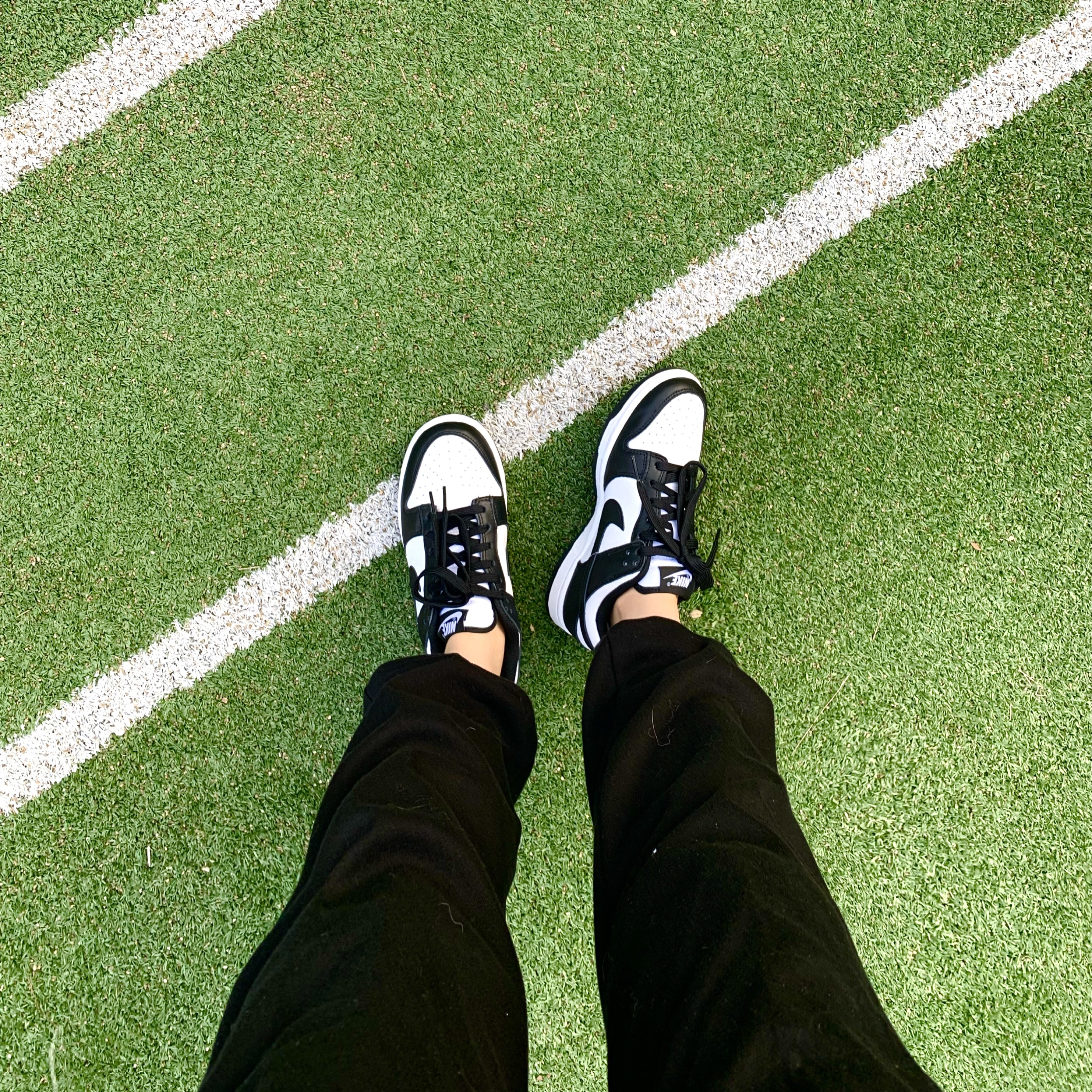 (W) Nike Dunk Low Black 착용 스타일
