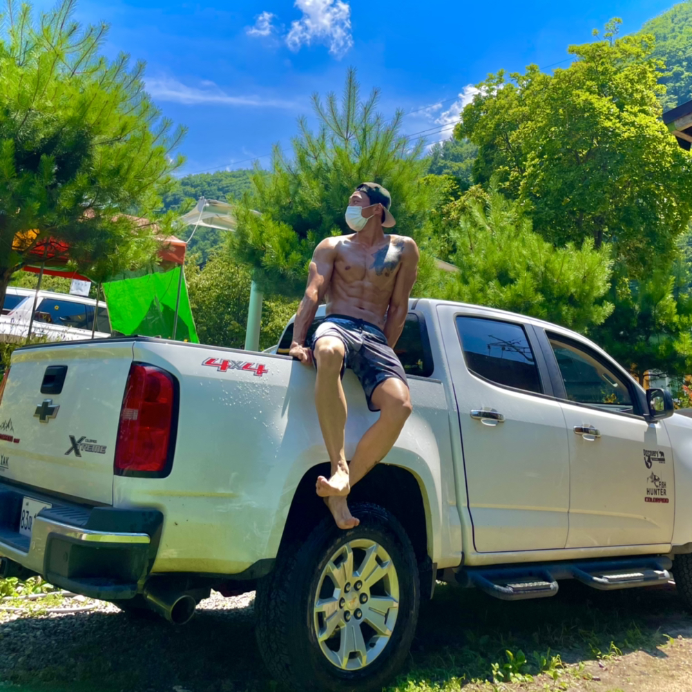 KREAM 프로필 이미지