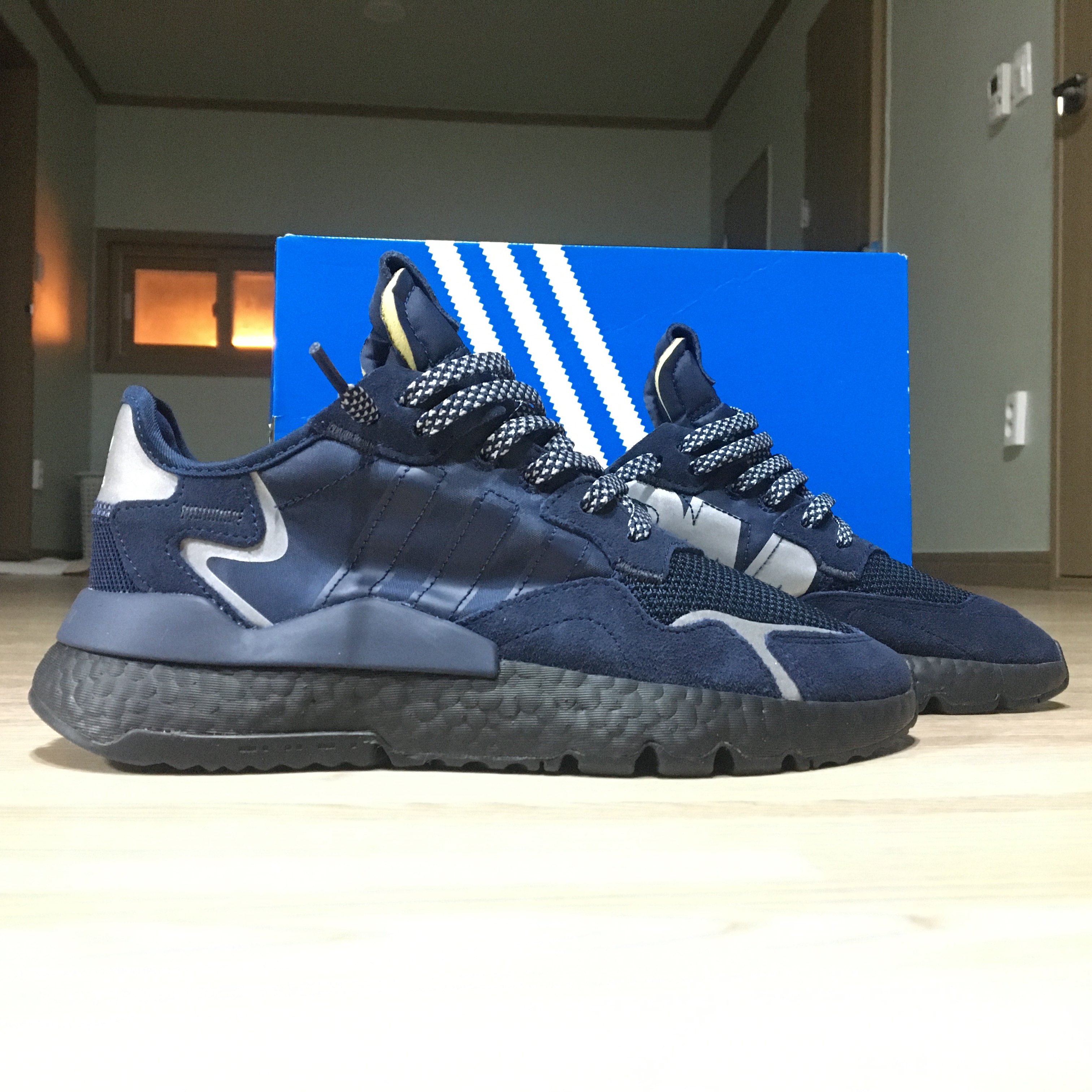 (W) Adidas Nite Jogger 3M Raw White 착용 스타일 - 1
