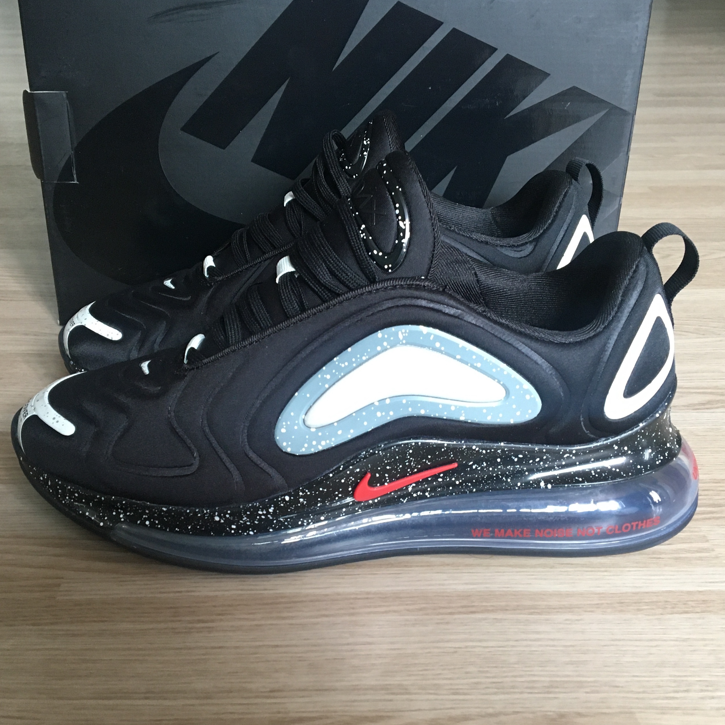 Nike x Undercover Air Max 720 Black 착용 스타일 - 3