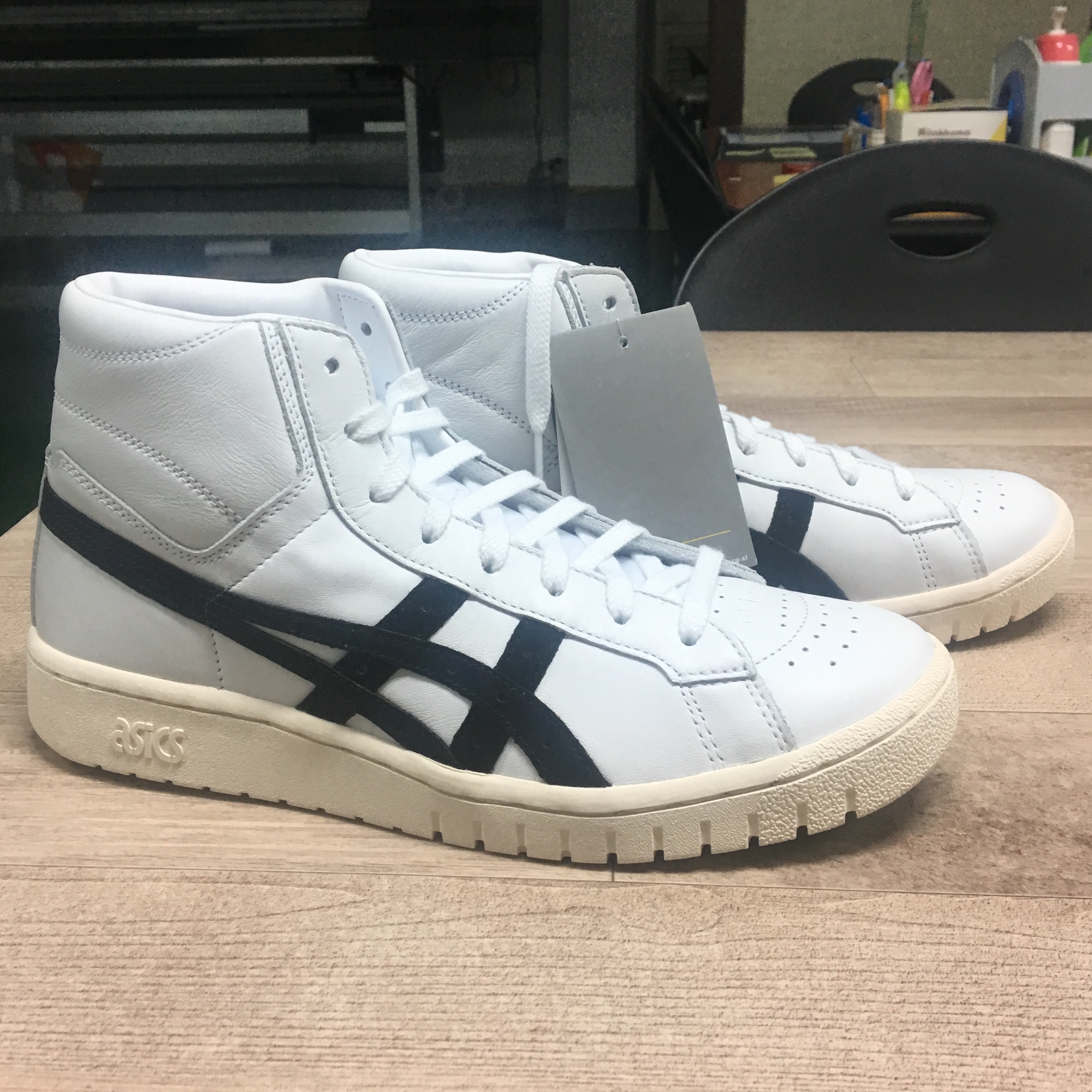 Asics Tiger Gel-PTG White Red 착용 스타일 - 2