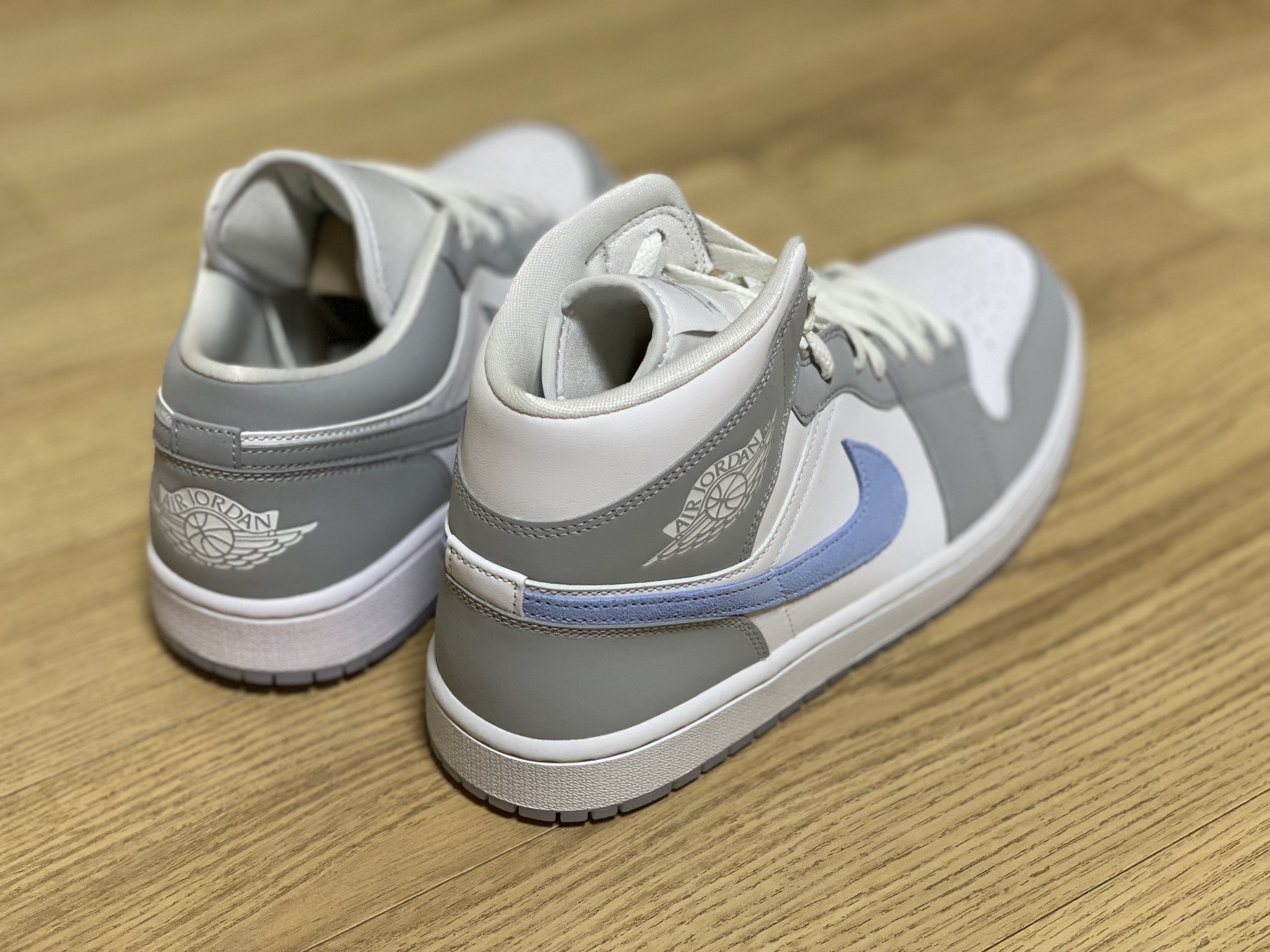 (W) Jordan 1 Low White Wolf Grey, (W) Jordan 1 Mid Wolf Grey 착용 스타일 - 2