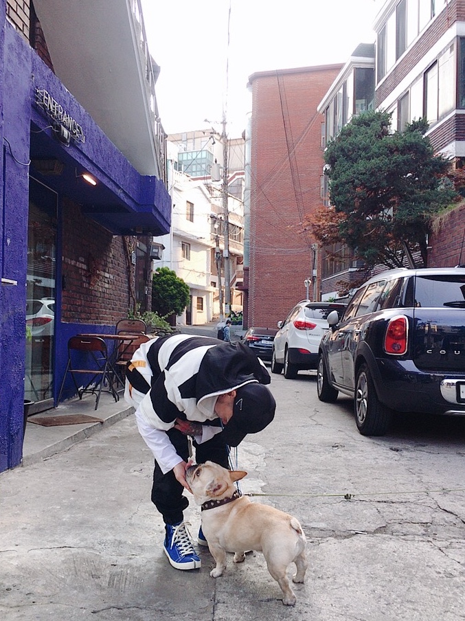 (W) Maison Margiela Tabi High Blue 착용 스타일 - 2
