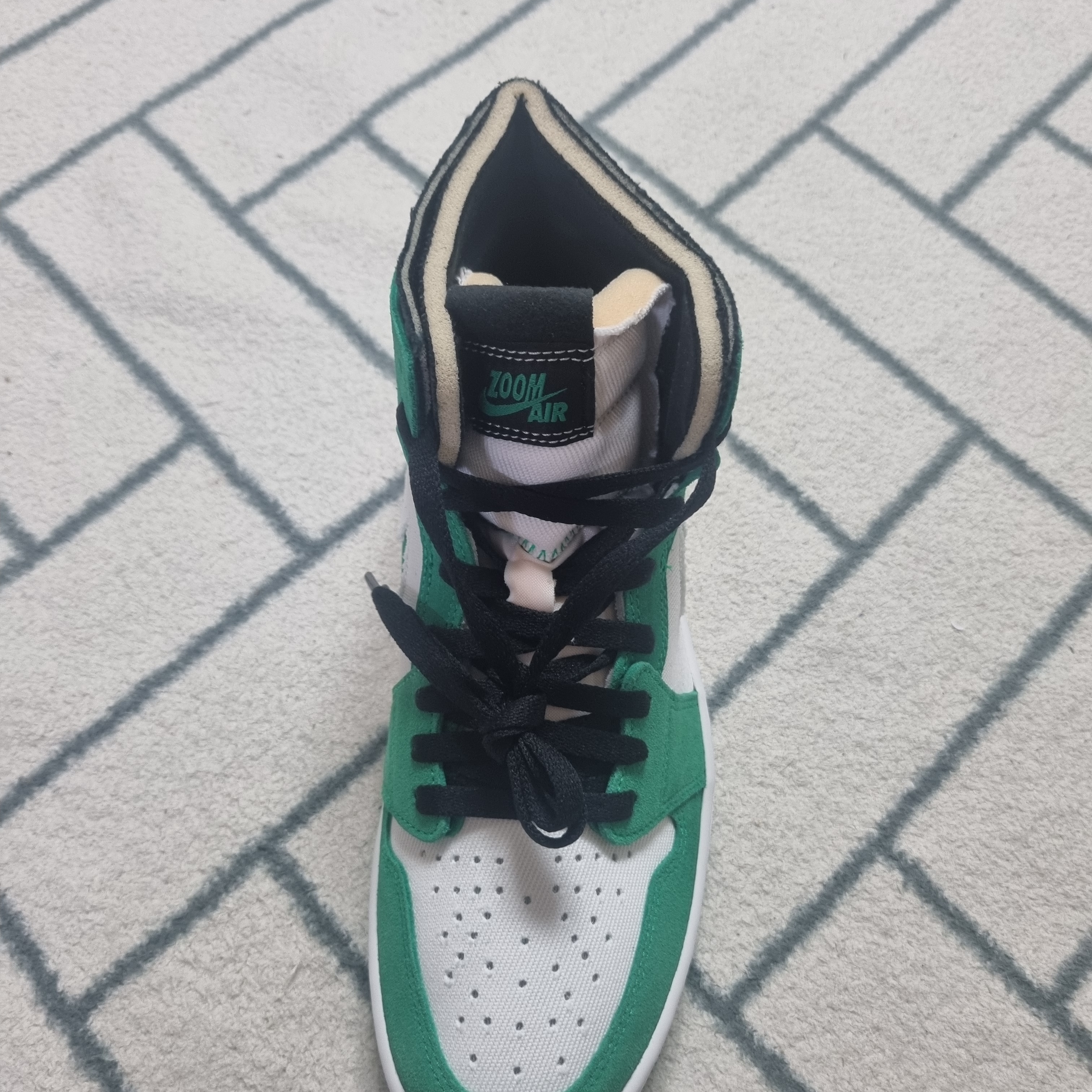 Jordan 1 Zoom Air CMFT Stadium Green 착용 스타일 - 1
