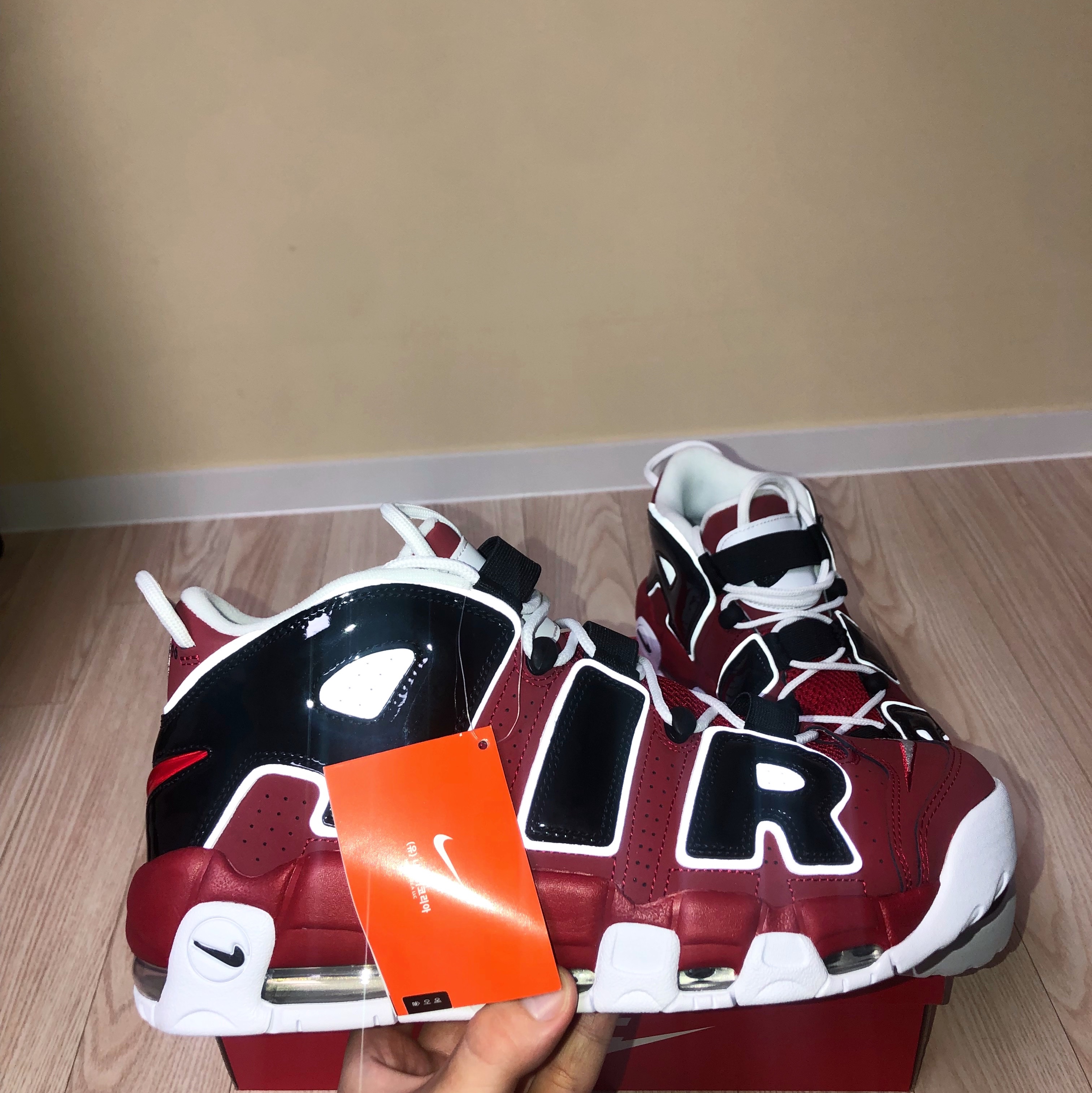 Nike Air More Uptempo 96 Bulls 2021 착용 스타일 - 2