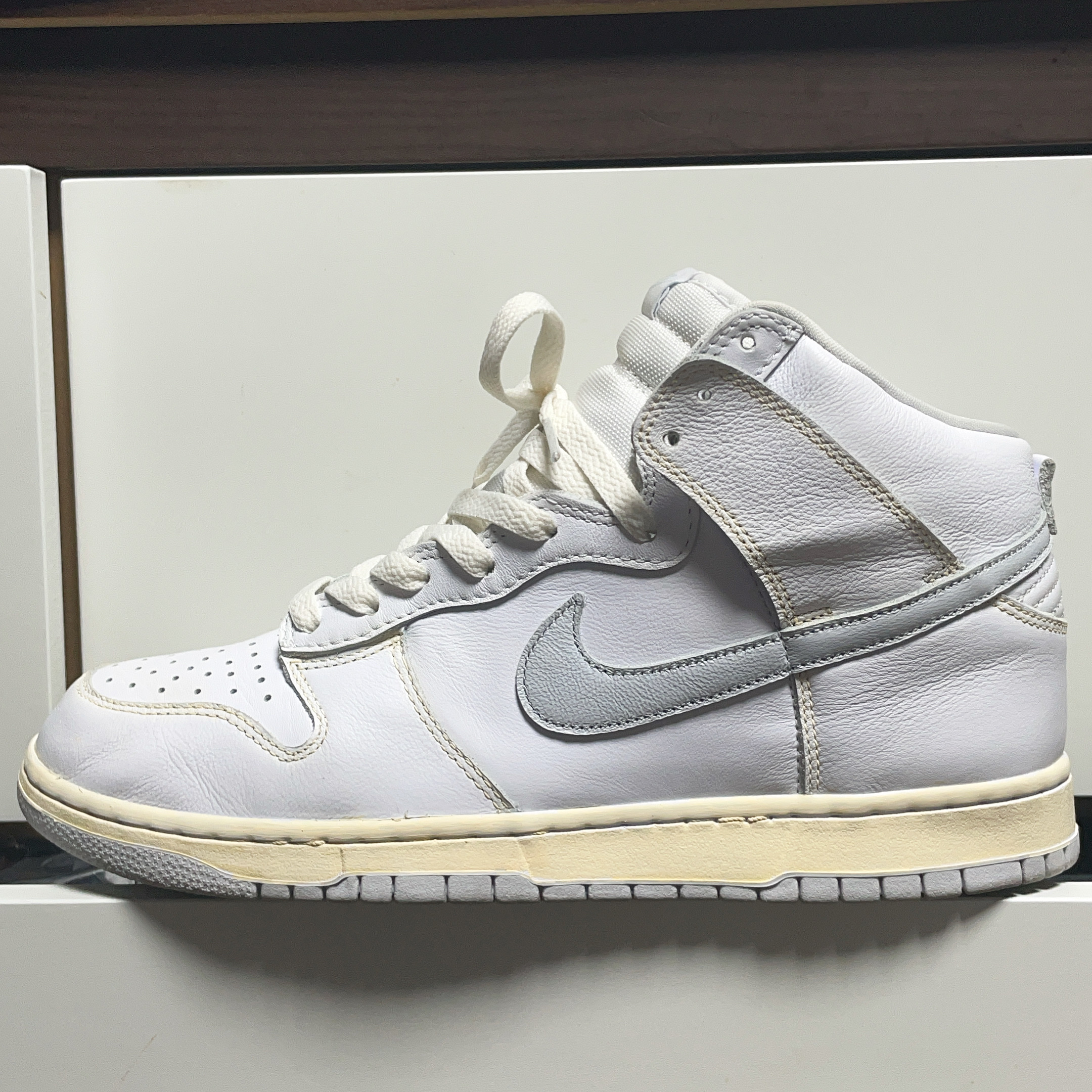 Nike Dunk High SP Pure Platinum 착용 스타일