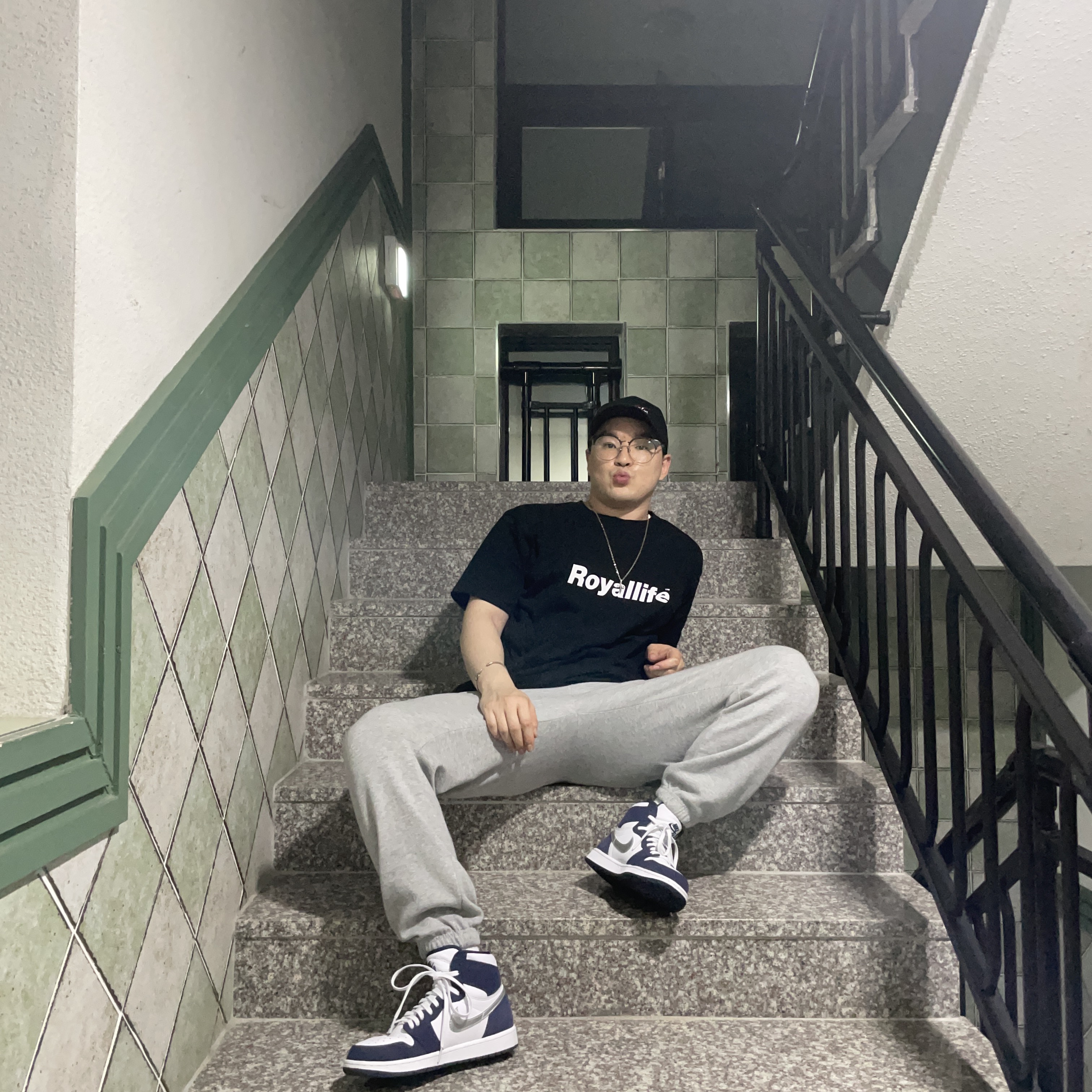 Jordan 1 Retro High OG CO.JP Midnight Navy 착용 스타일