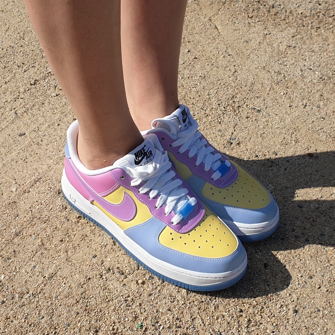 (W) Nike Air Force 1 '07 LX Photochromic 착용 스타일 - 1