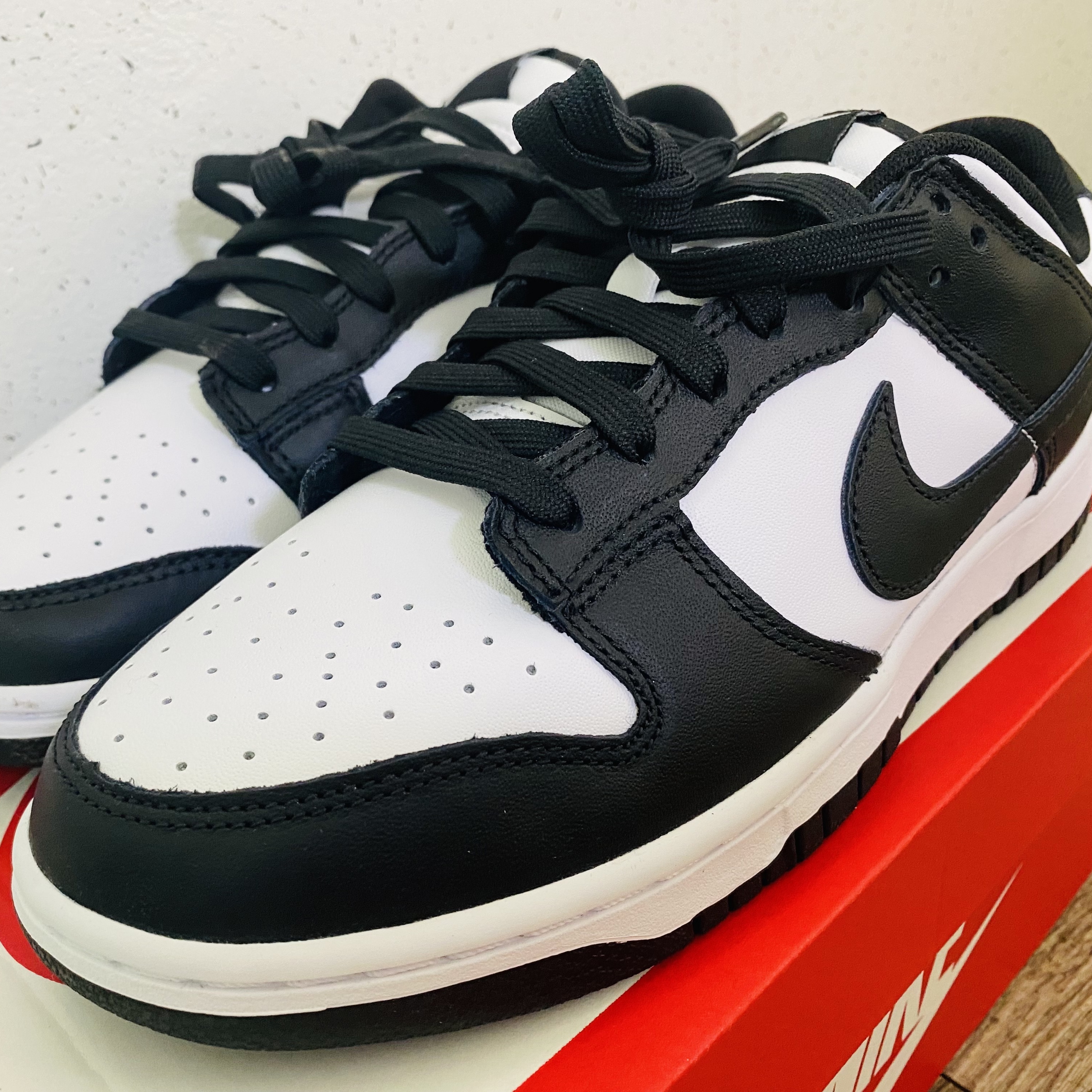 Nike Dunk Low Retro Black 착용 스타일 - 4