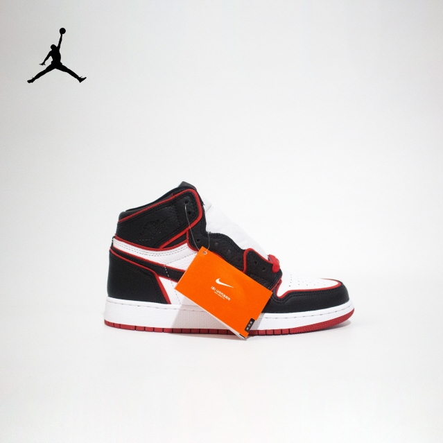 (GS) Jordan 1 Retro High OG Bloodline 착용 스타일 - 1