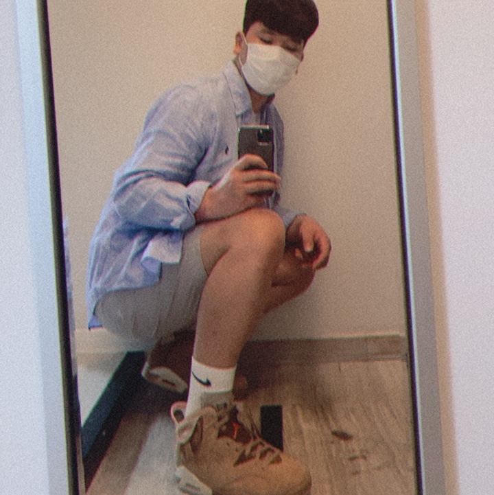 Jordan 6 x Travis Scott Retro SP British Khaki 착용 스타일
