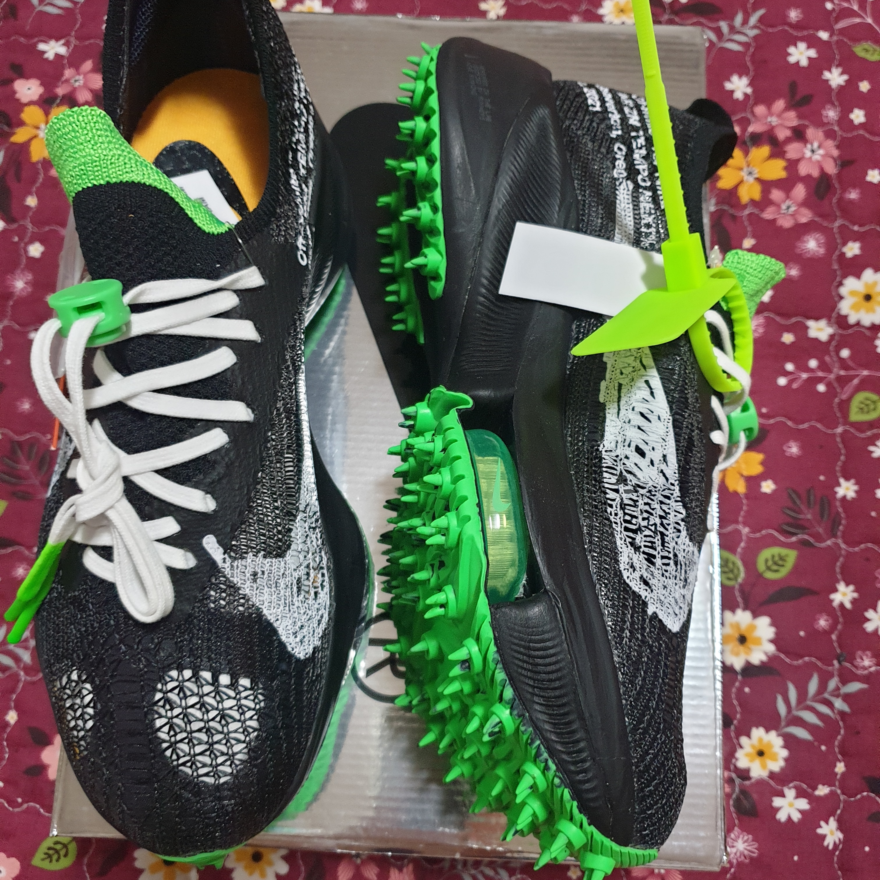 Nike x Off-White Air Zoom Tempo Next% Black 착용 스타일