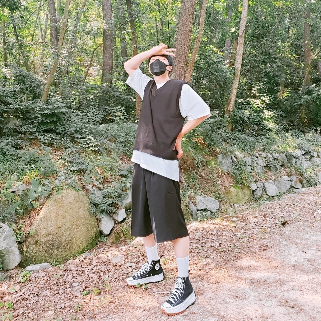 Converse Run Star Hike Hi Black White Gum 착용 스타일