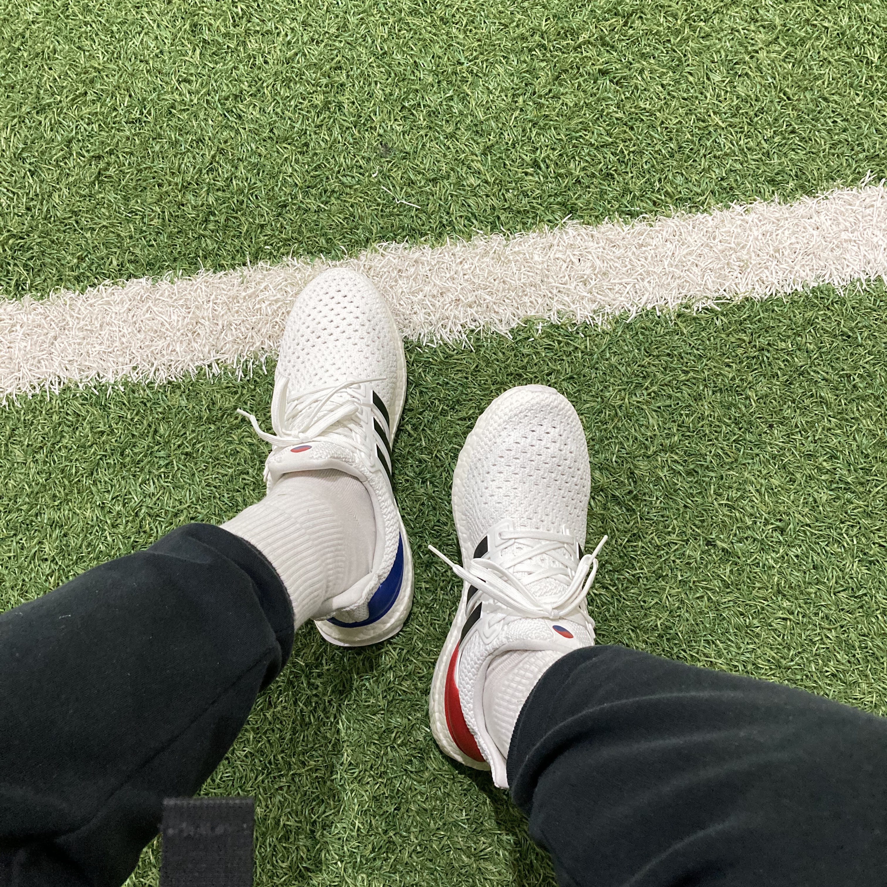 Adidas Ultraboost 4.0 Seoul 1988 착용 스타일