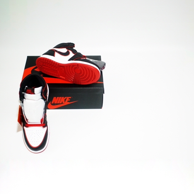 (GS) Jordan 1 Retro High OG Bloodline 착용 스타일 - 3