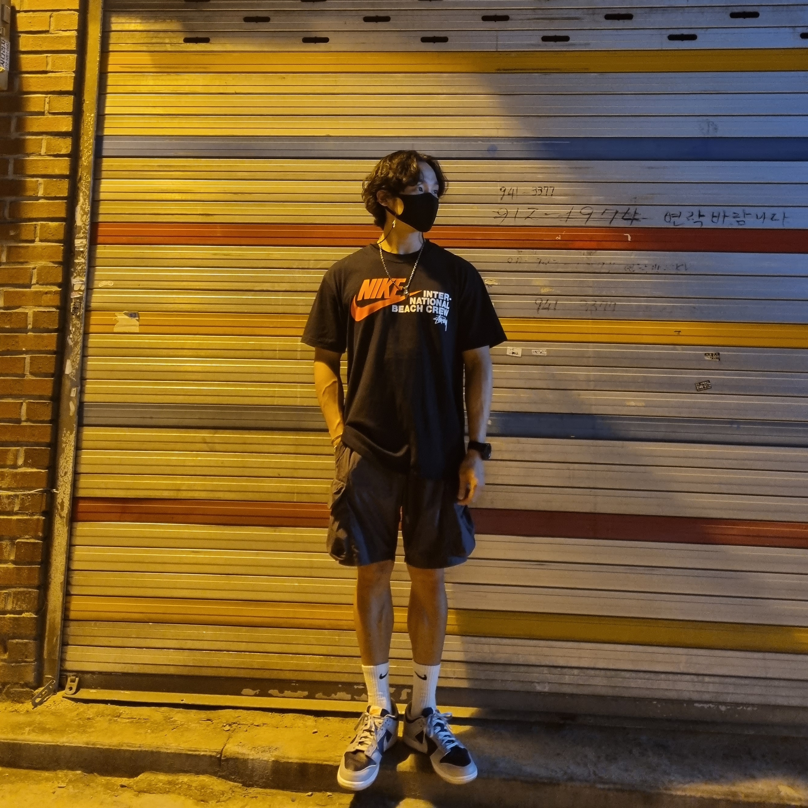 (W) Nike Dunk Low SP College Navy, Nike x Stussy International Beach Crew T-Shirt Black - Asia 착용 스타일