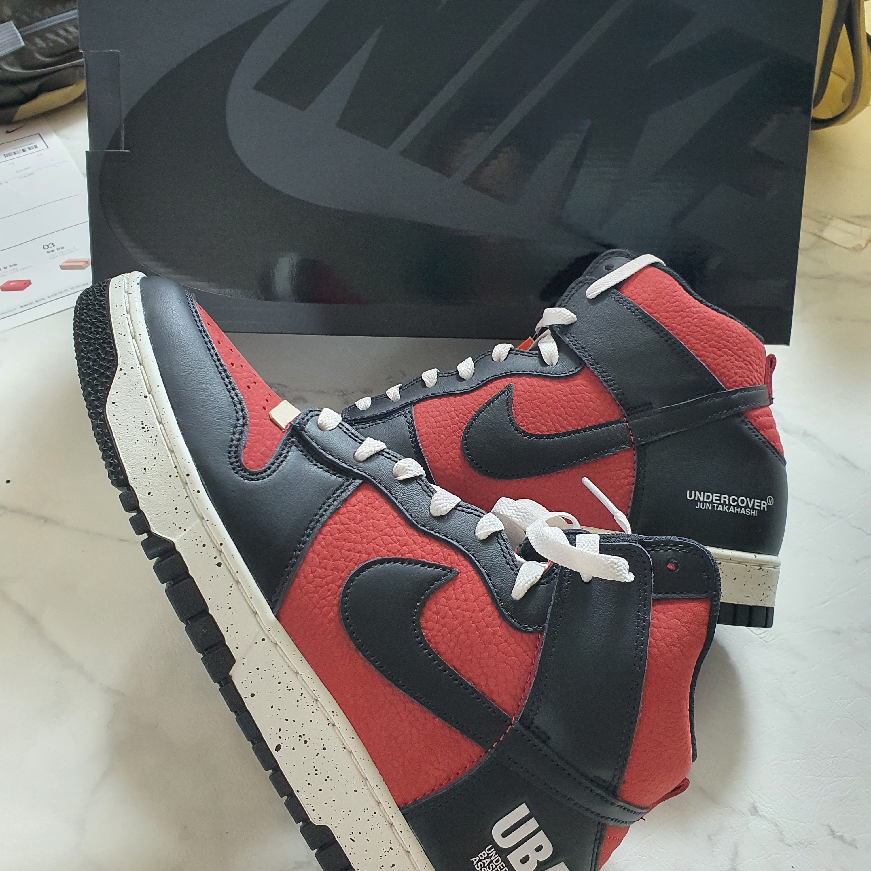 Nike x Undercover Dunk High 1985 Gym Red 착용 스타일