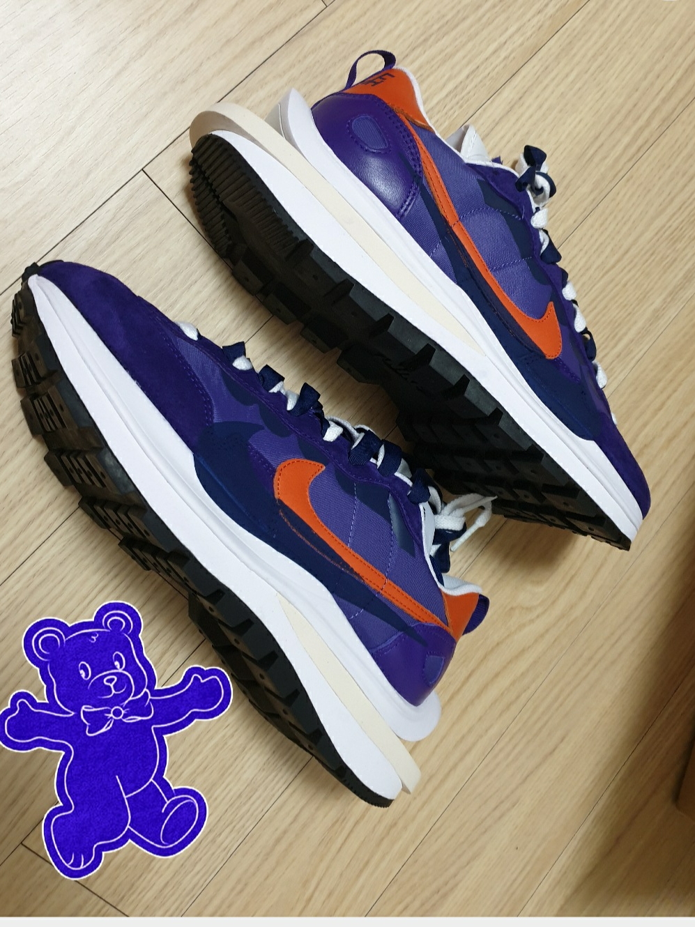 Nike x Sacai VaporWaffle Dark Iris 착용 스타일