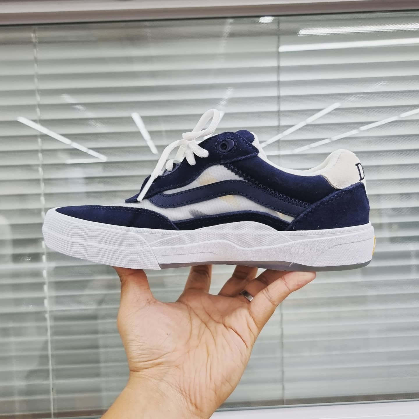 Vans x Dime Wayvee Evening Blue 착용 스타일 - 4