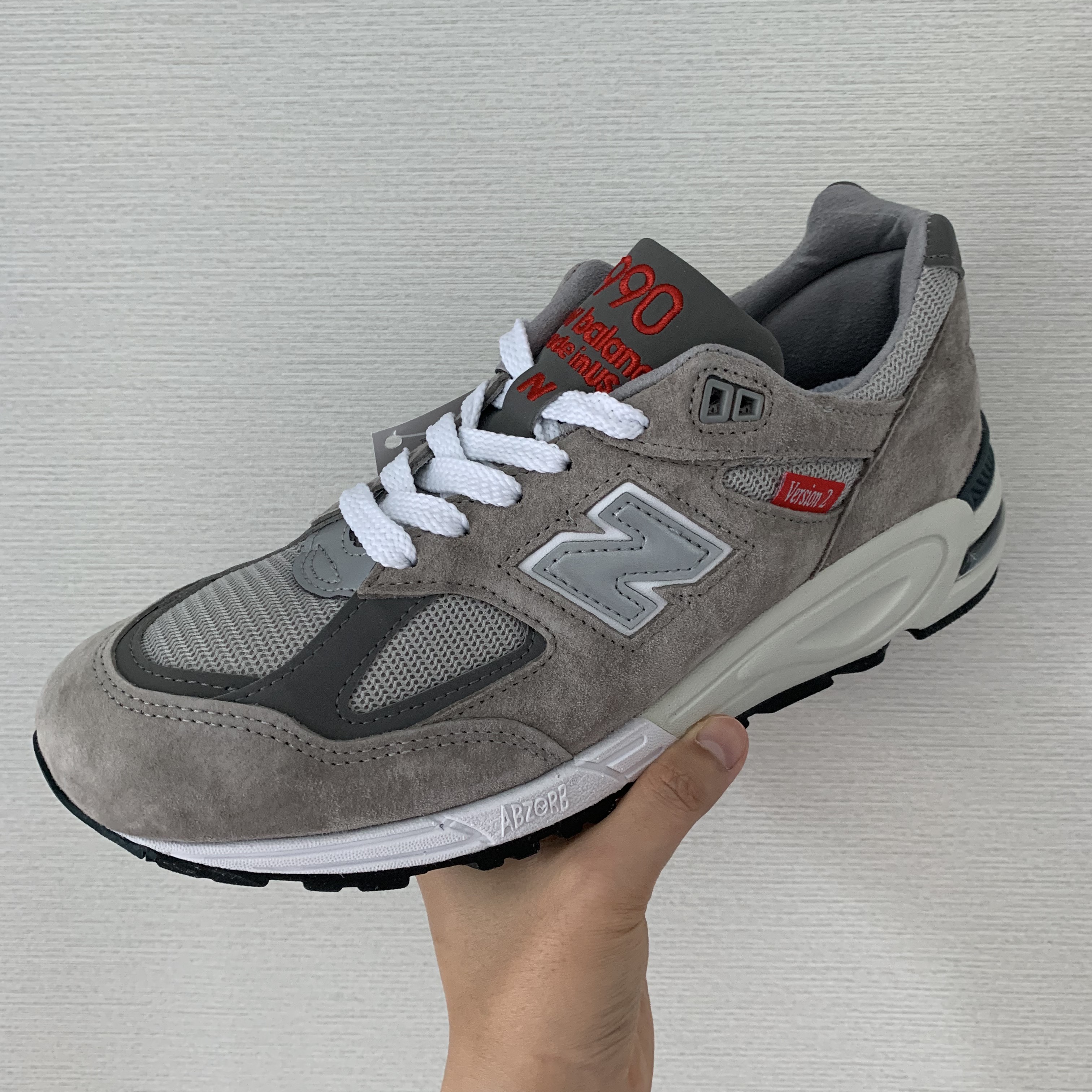 New Balance 990vs2 Made in USA Grey 착용 스타일