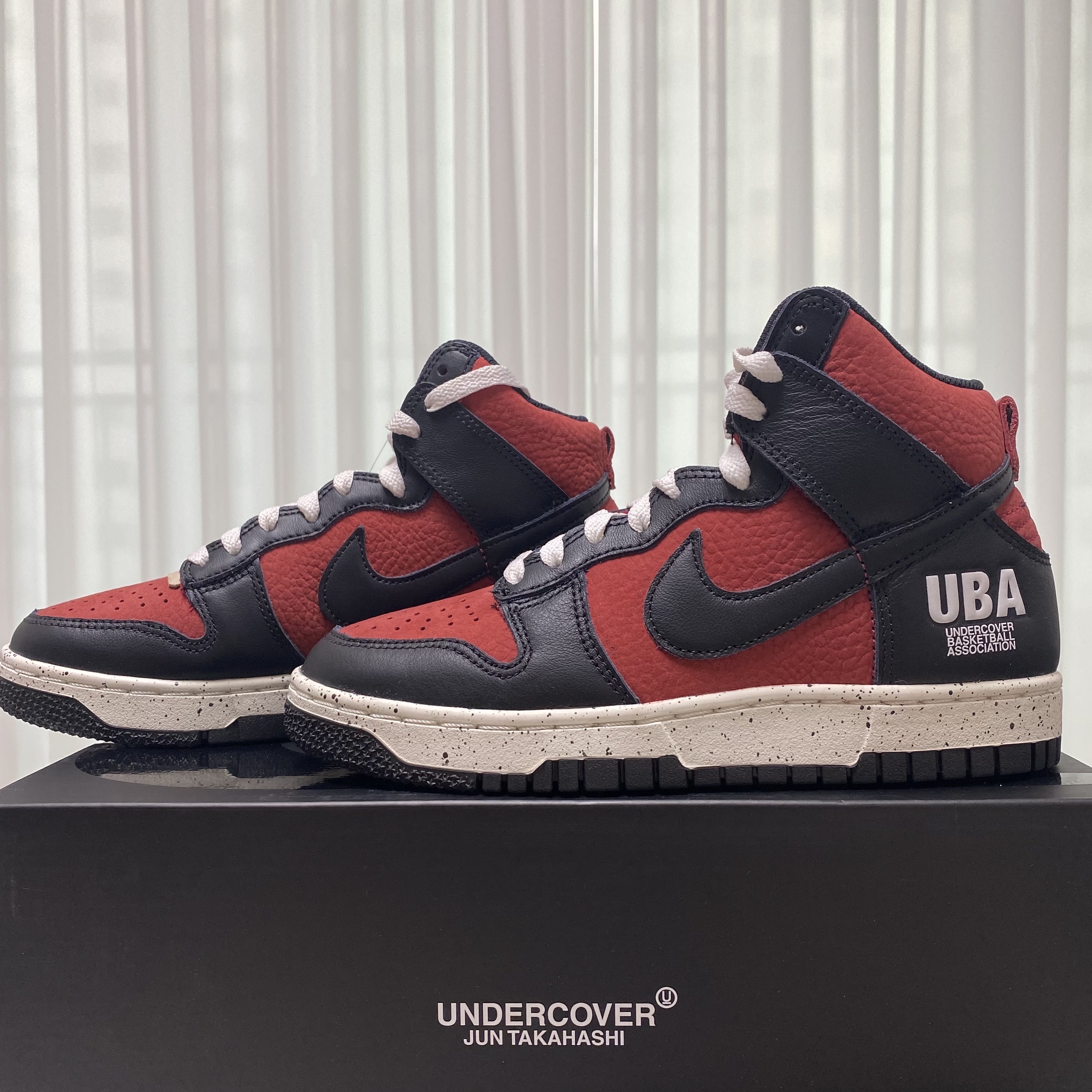 Nike x Undercover Dunk High 1985 Gym Red 착용 스타일 - 1