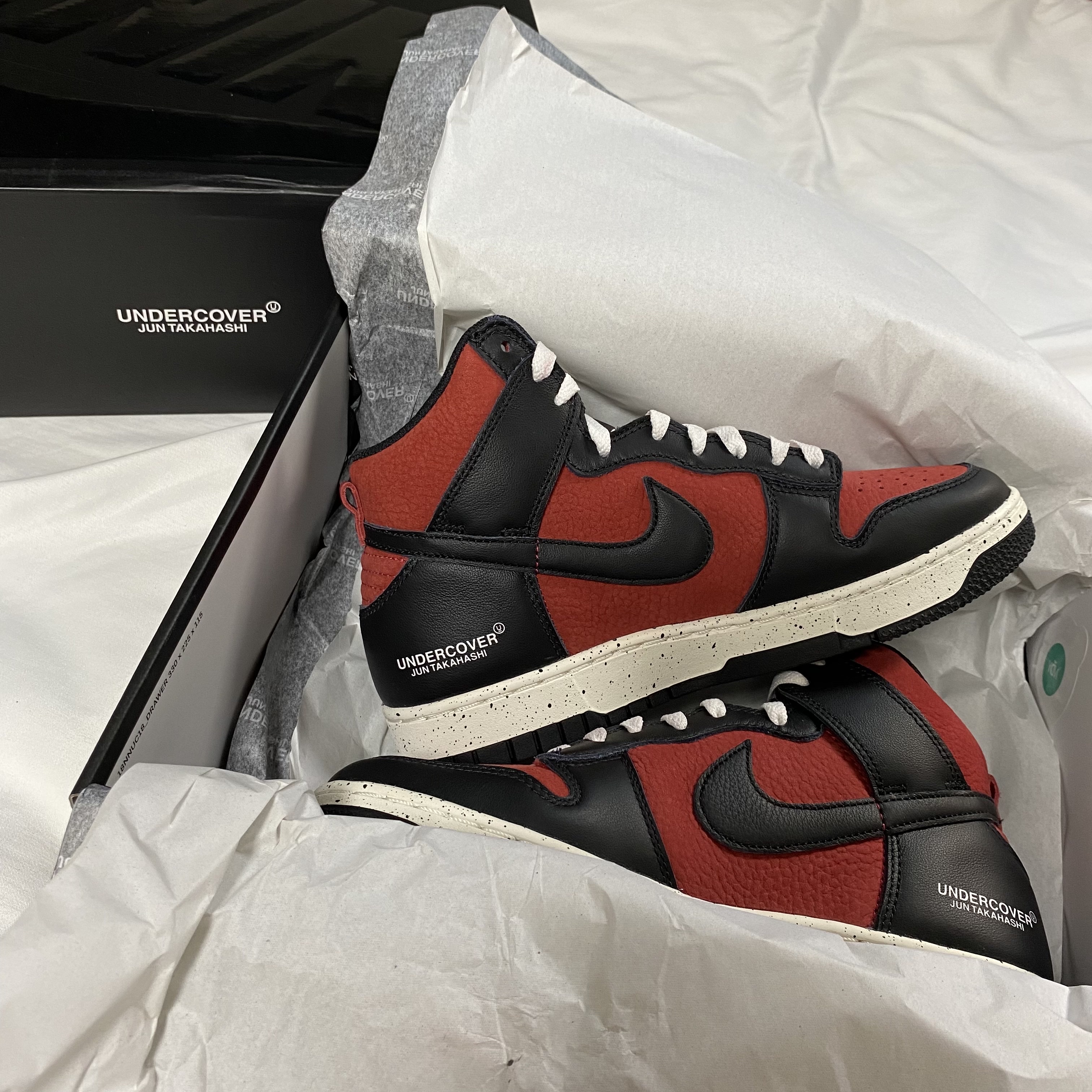 Nike x Undercover Dunk High 1985 Gym Red 착용 스타일 - 1