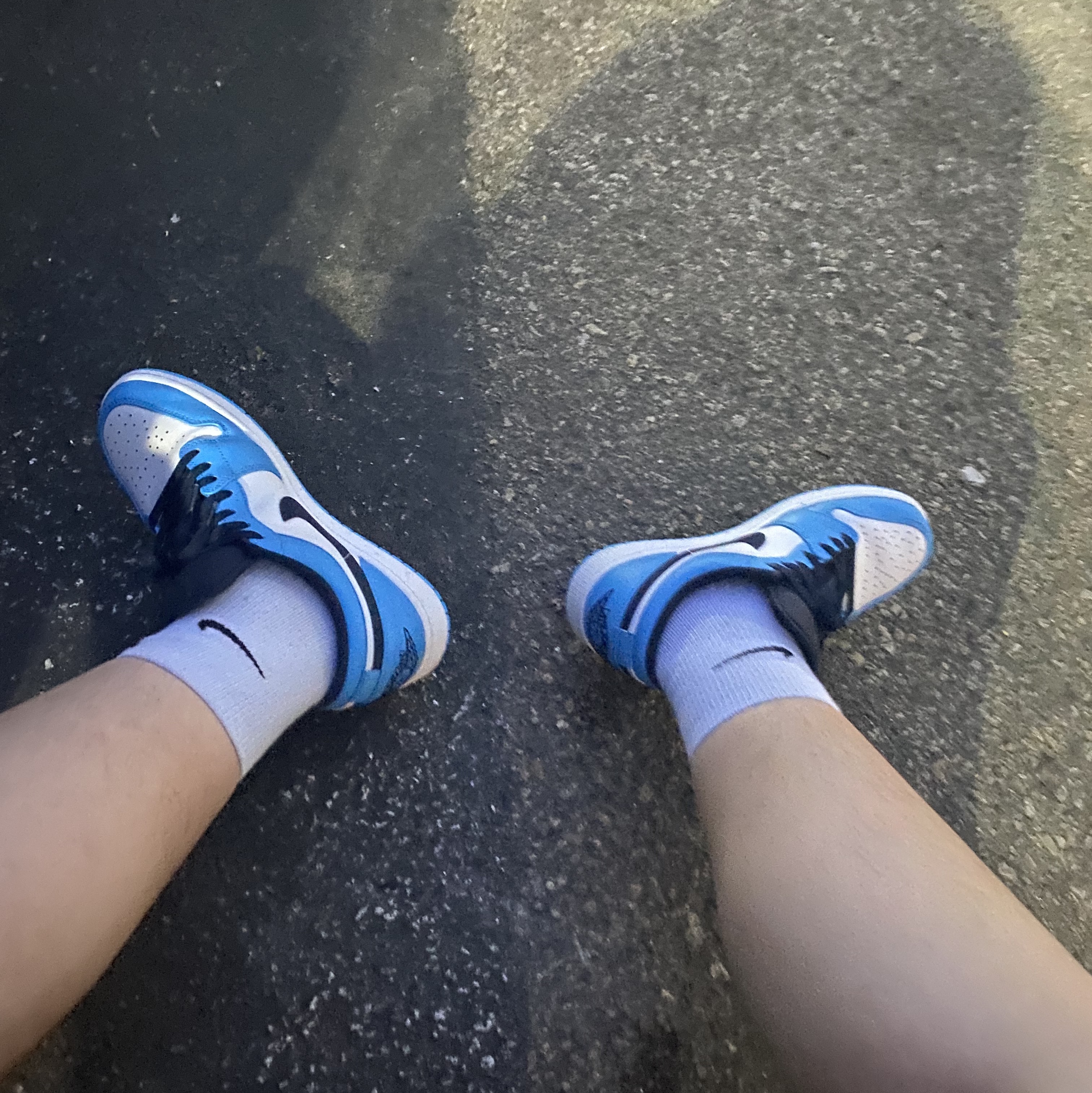 Jordan 1 Low Dark Powder Blue 착용 스타일
