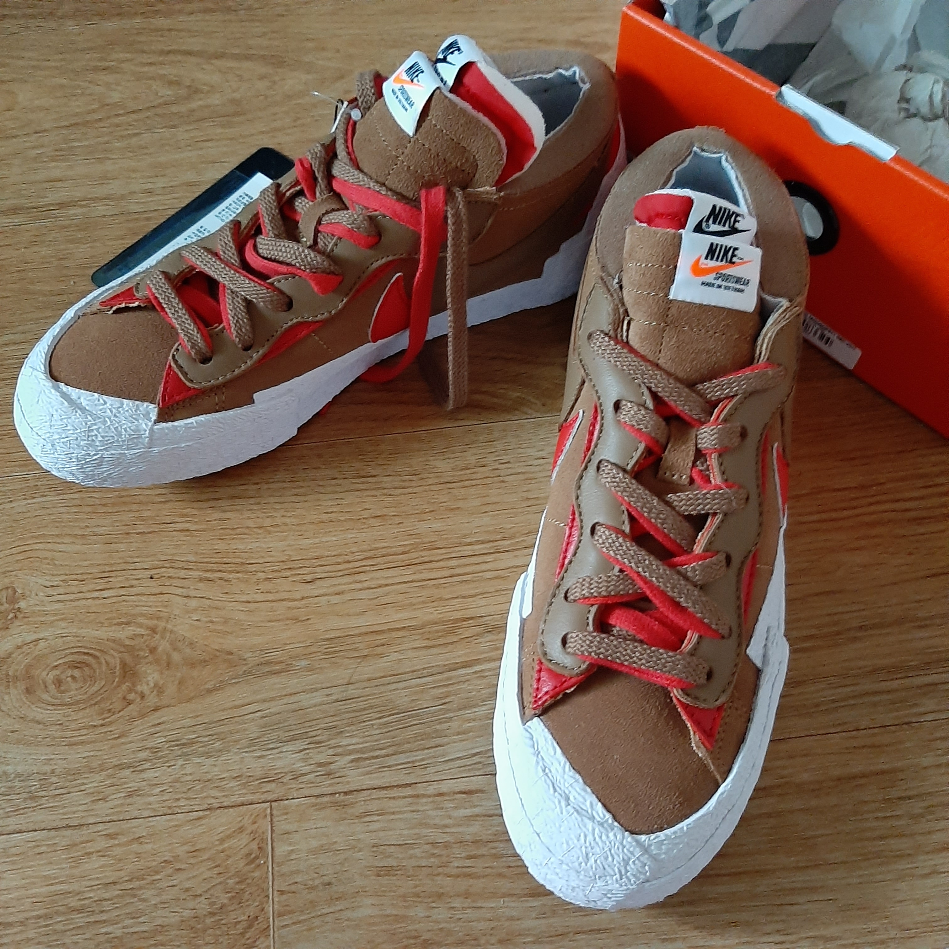 Nike x Sacai Blazer Low British Tan 착용 스타일 - 2