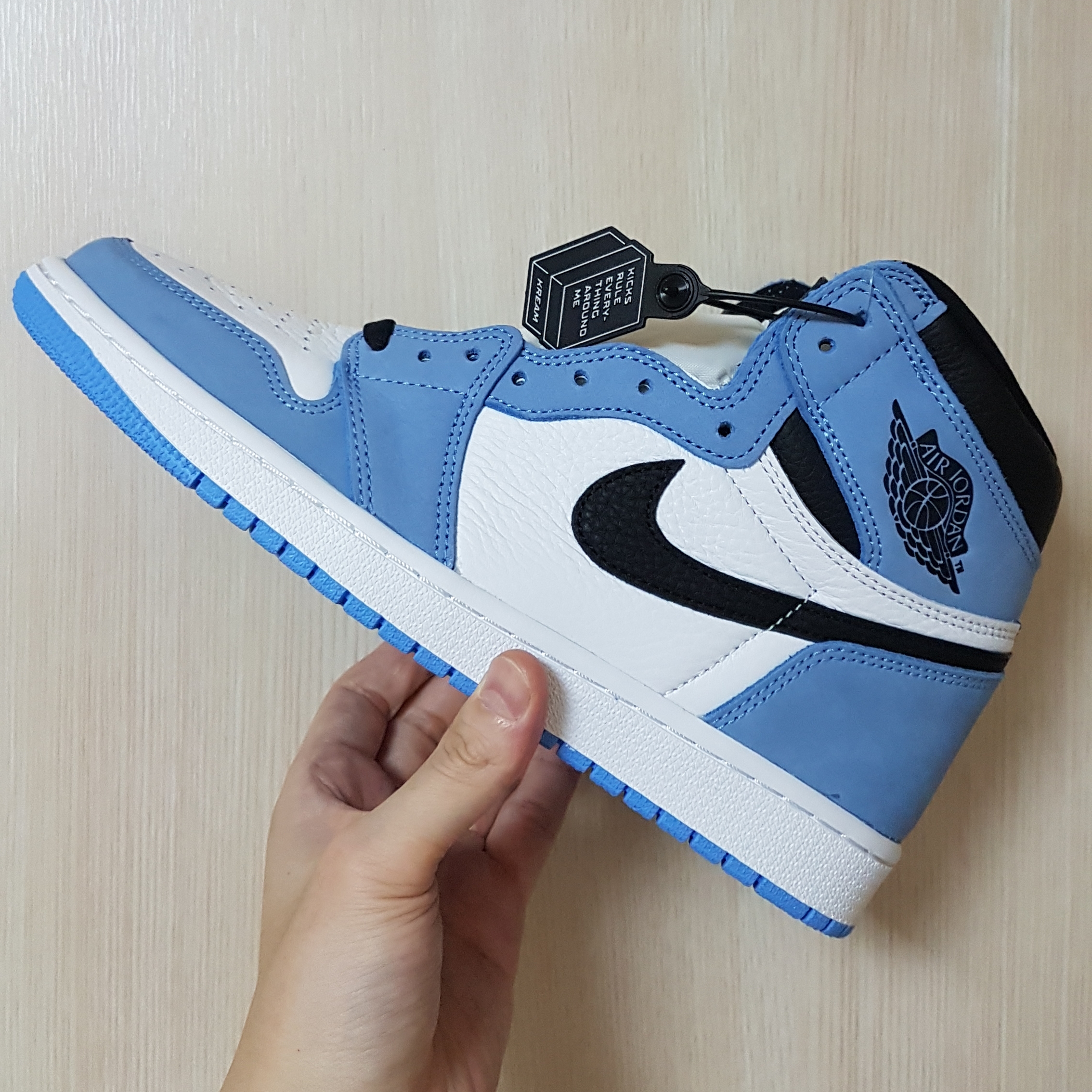 Jordan 1 Retro High OG University Blue, (GS) Jordan 1 Retro High OG University Blue 착용 스타일