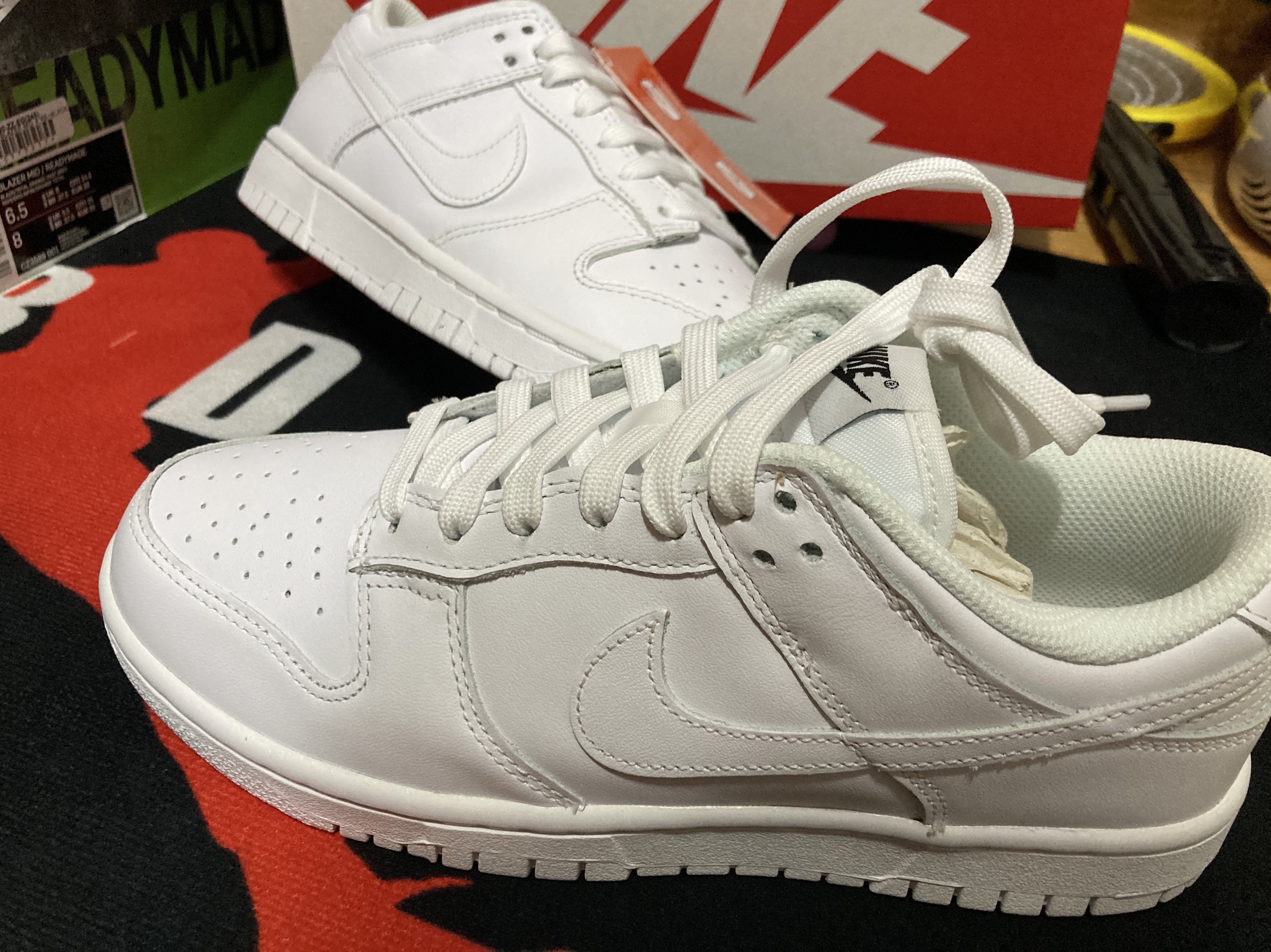 (W) Nike Dunk Low Triple White 착용 스타일