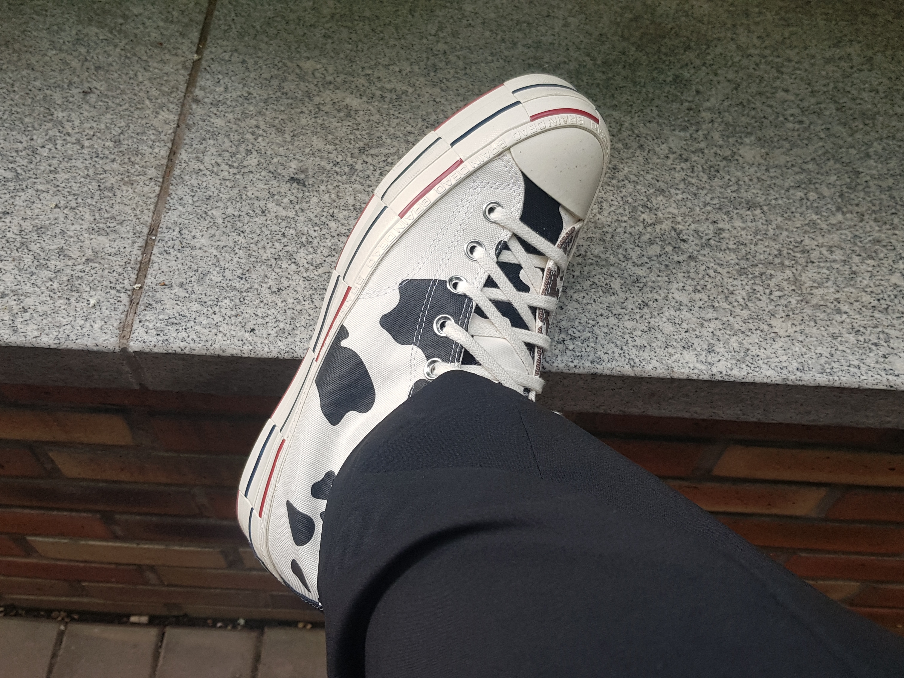 Converse x Brain Dead Chuck 70 Hi Egret 착용 스타일 - 2