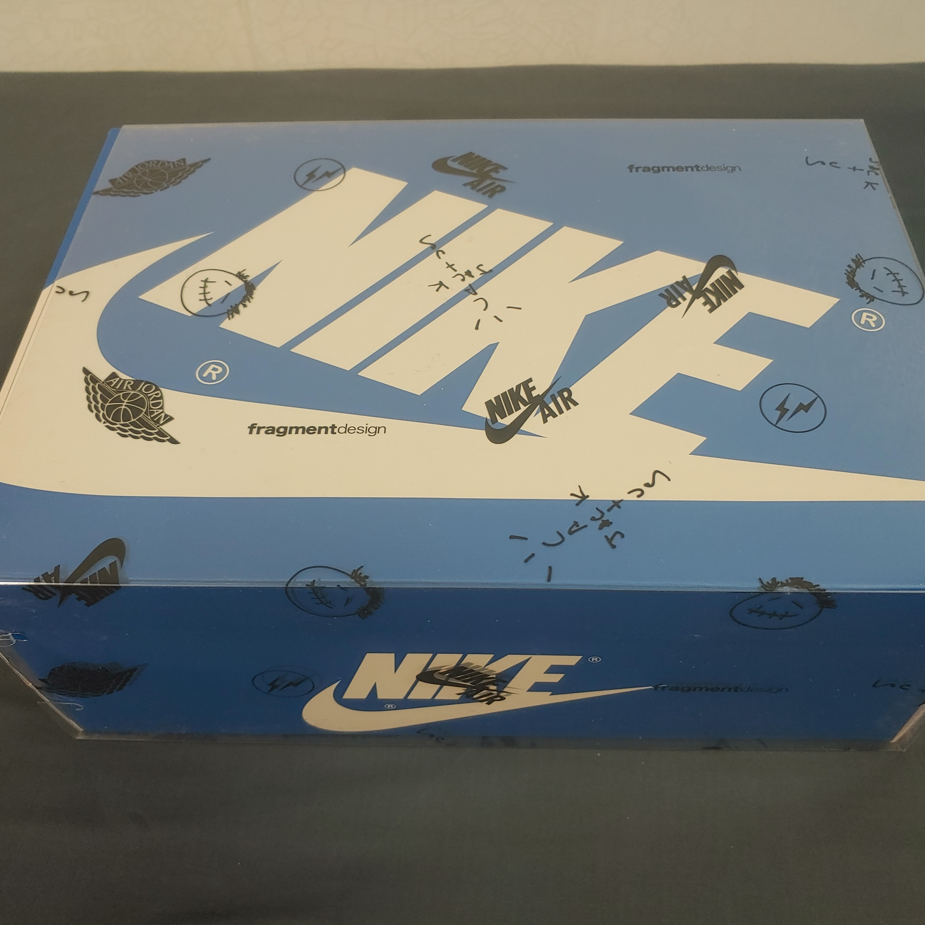 Jordan 1 x Travis Scott x Fragment Retro High OG SP Military Blue 착용 스타일 - 1