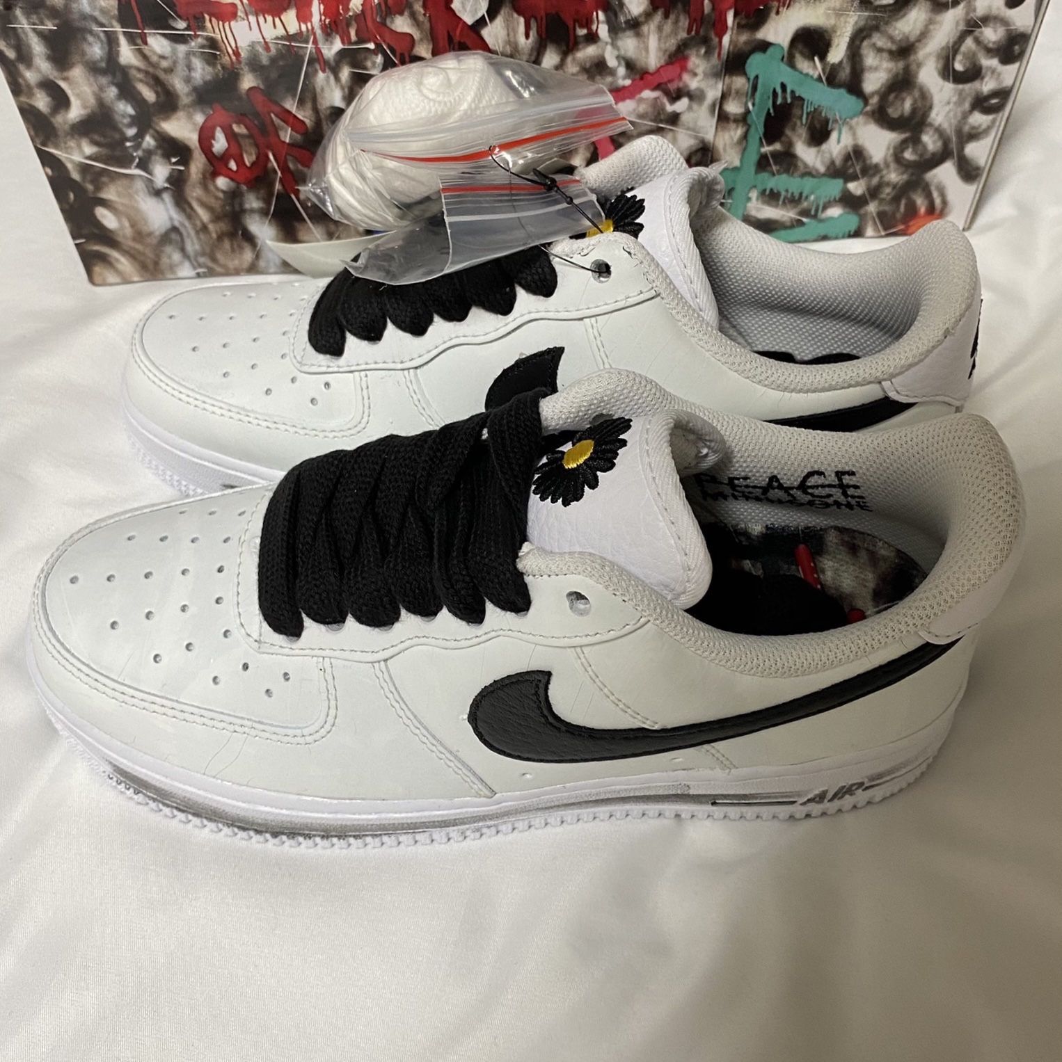 Nike x Peaceminusone Air Force 1 Low Para-Noise 2.0 착용 스타일 - 2