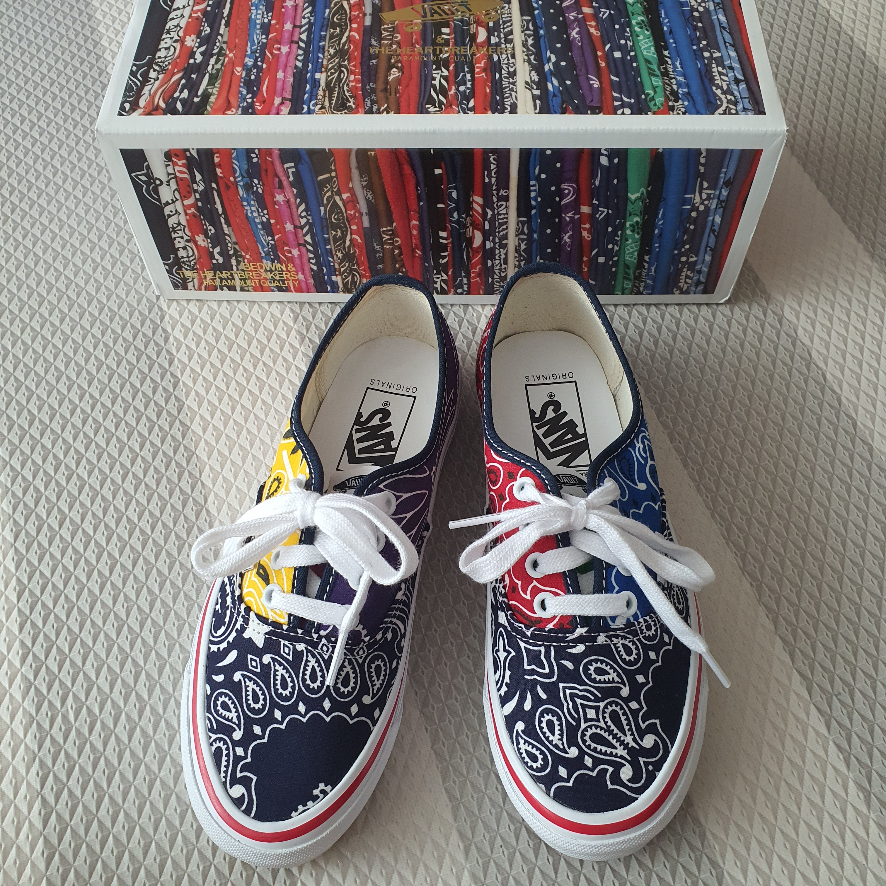 Vans Vault x Bedwin & The Heartbreakers OG Authentic LX Multi-Color-Yellow 착용 스타일 - 2