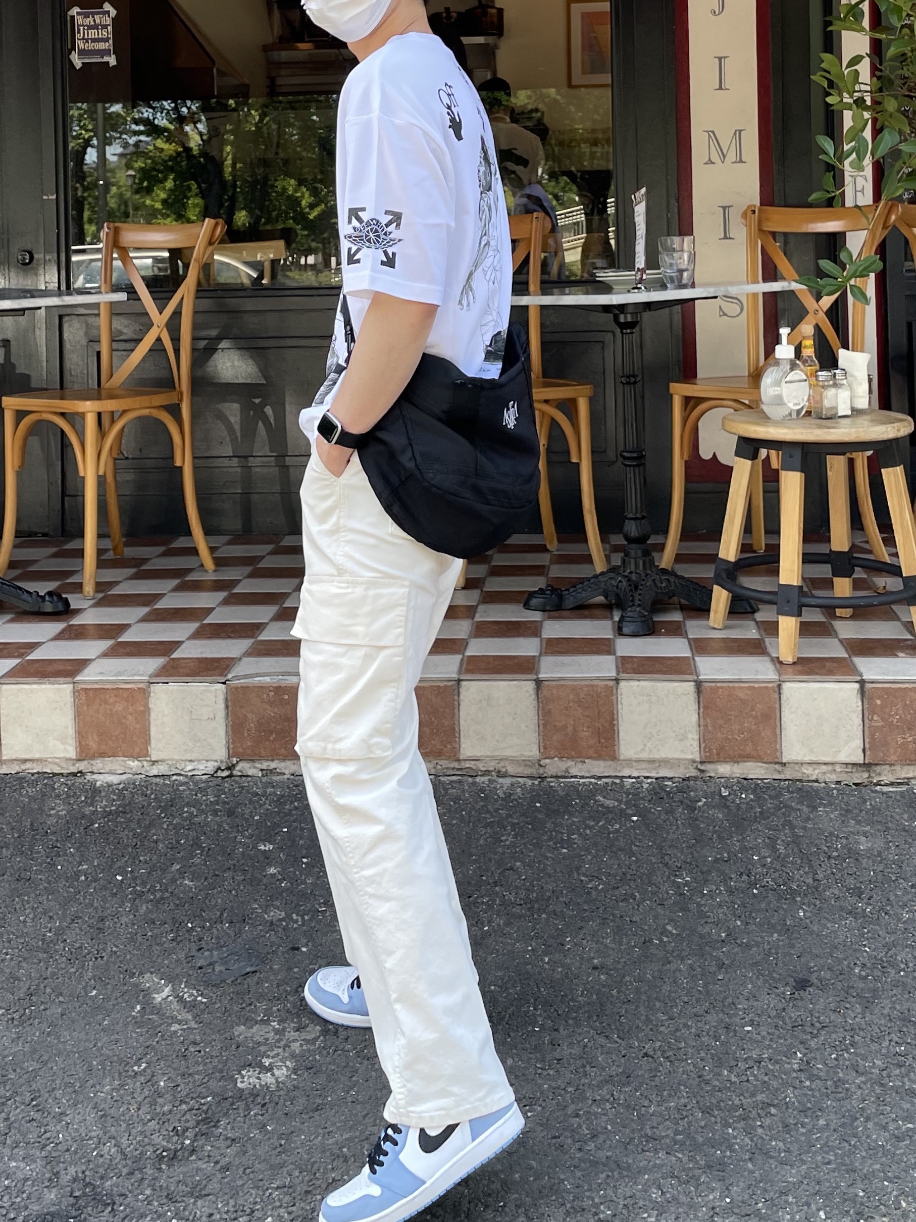 Jordan 1 Retro High OG University Blue, Jordan x Off-White S/S T-Shirt White - US/EU 착용 스타일