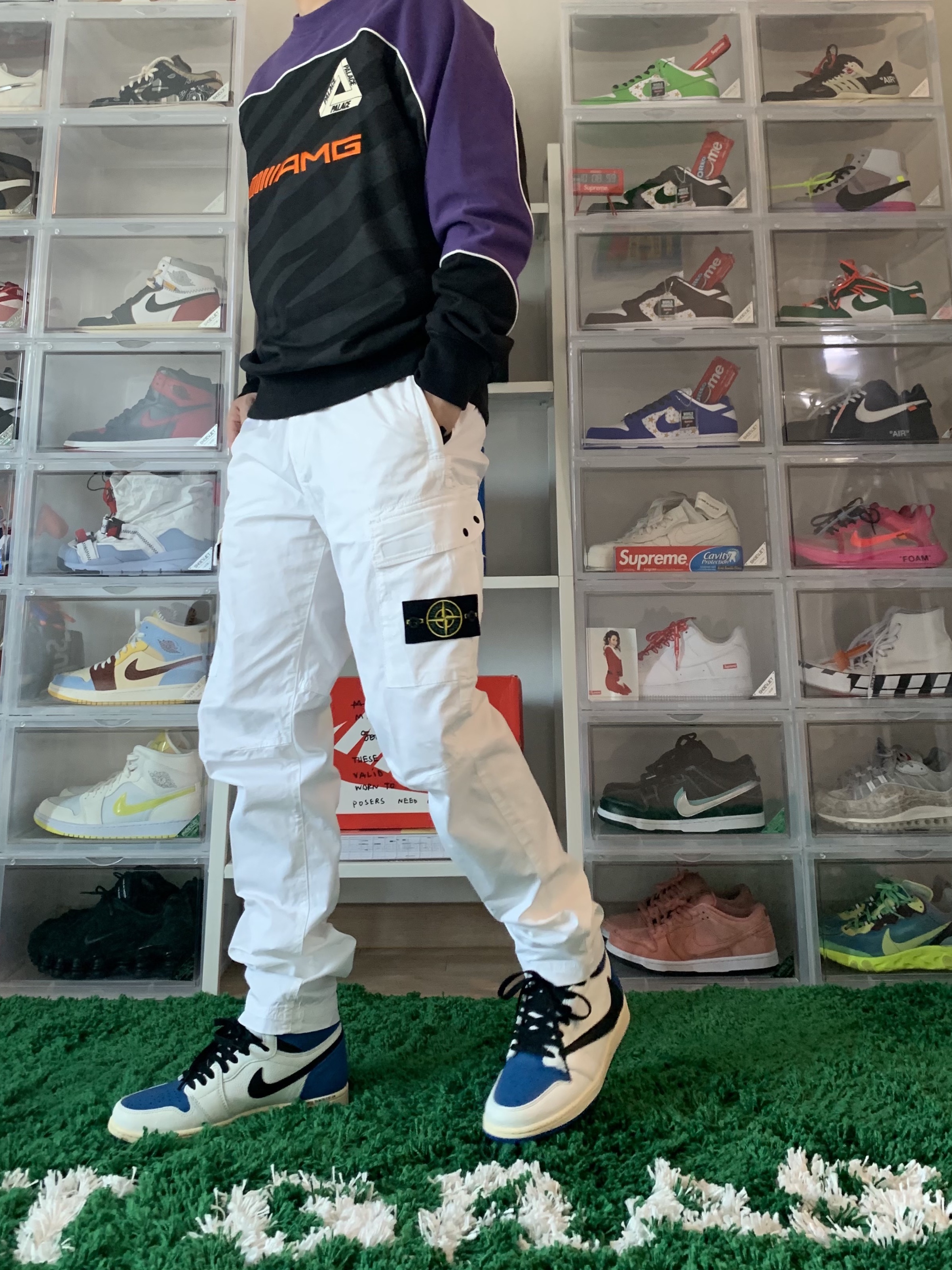 Jordan 1 x Travis Scott x Fragment Retro High OG SP Military Blue, Palace x AMG Technical Crew Black - 21SS 착용 스타일 - 1
