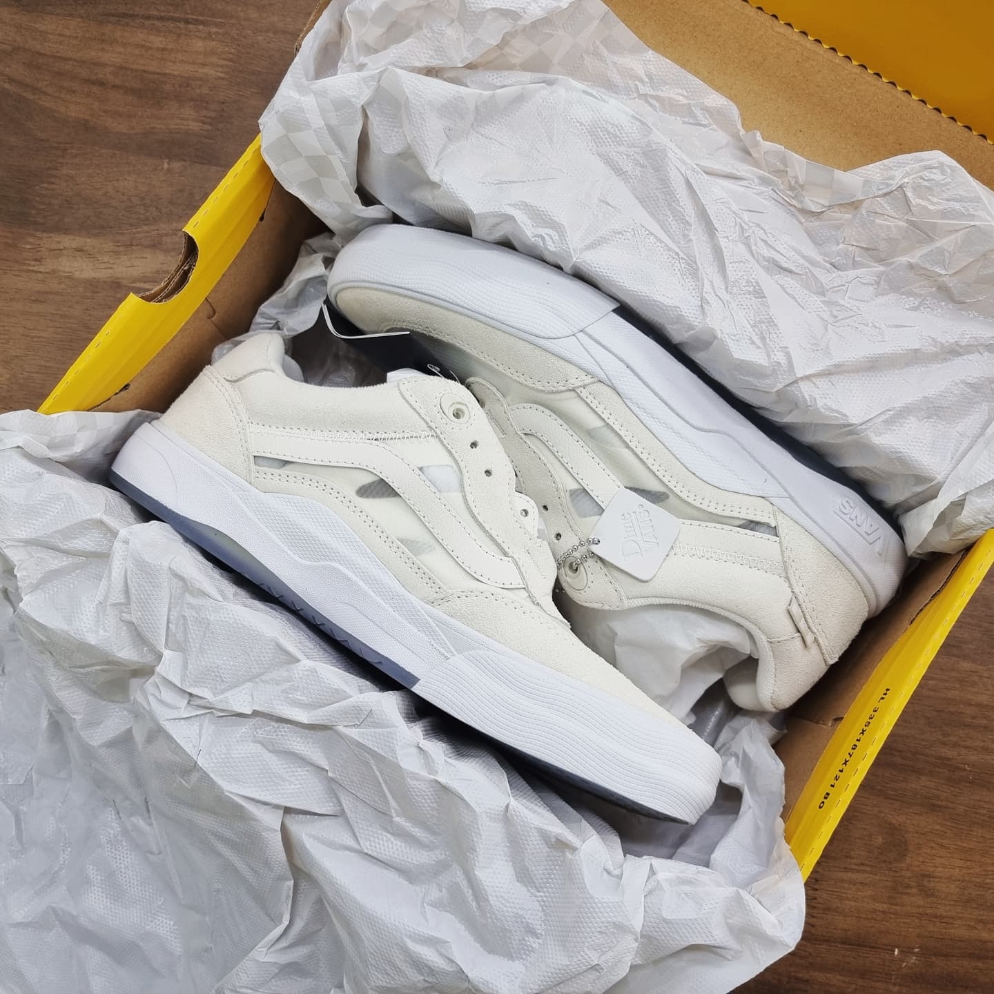 Vans x Dime Wayvee Egret 착용 스타일 - 4