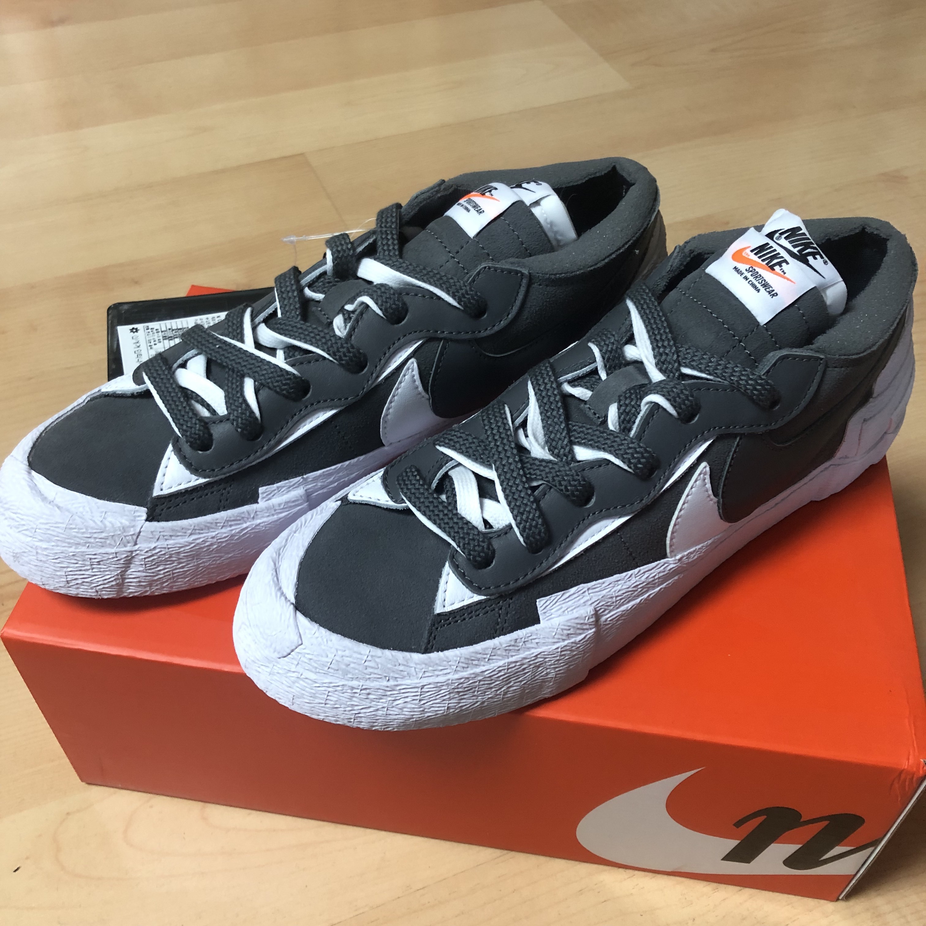 Nike x Sacai Blazer Low Iron Grey 착용 스타일