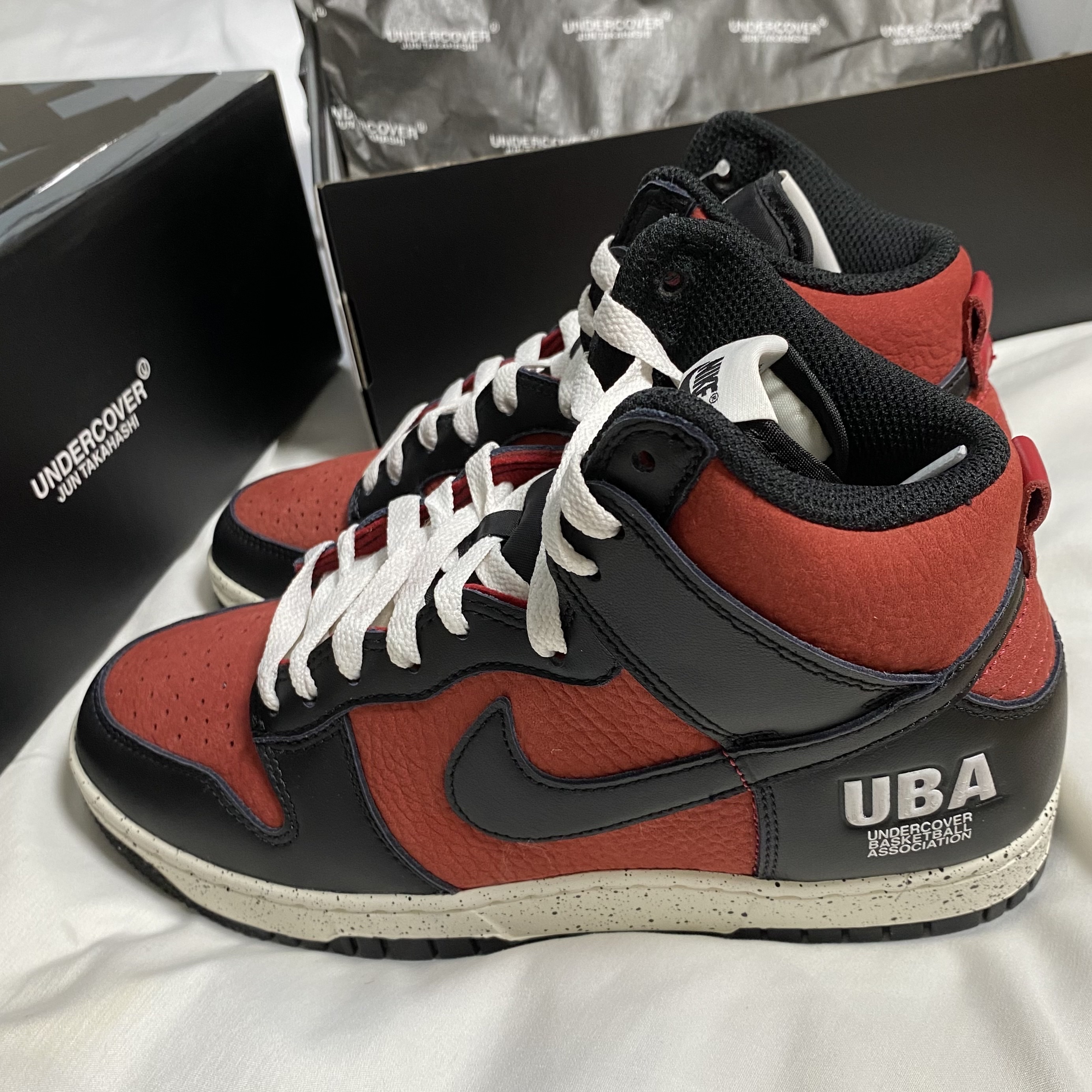 Nike x Undercover Dunk High 1985 Gym Red 착용 스타일 - 2