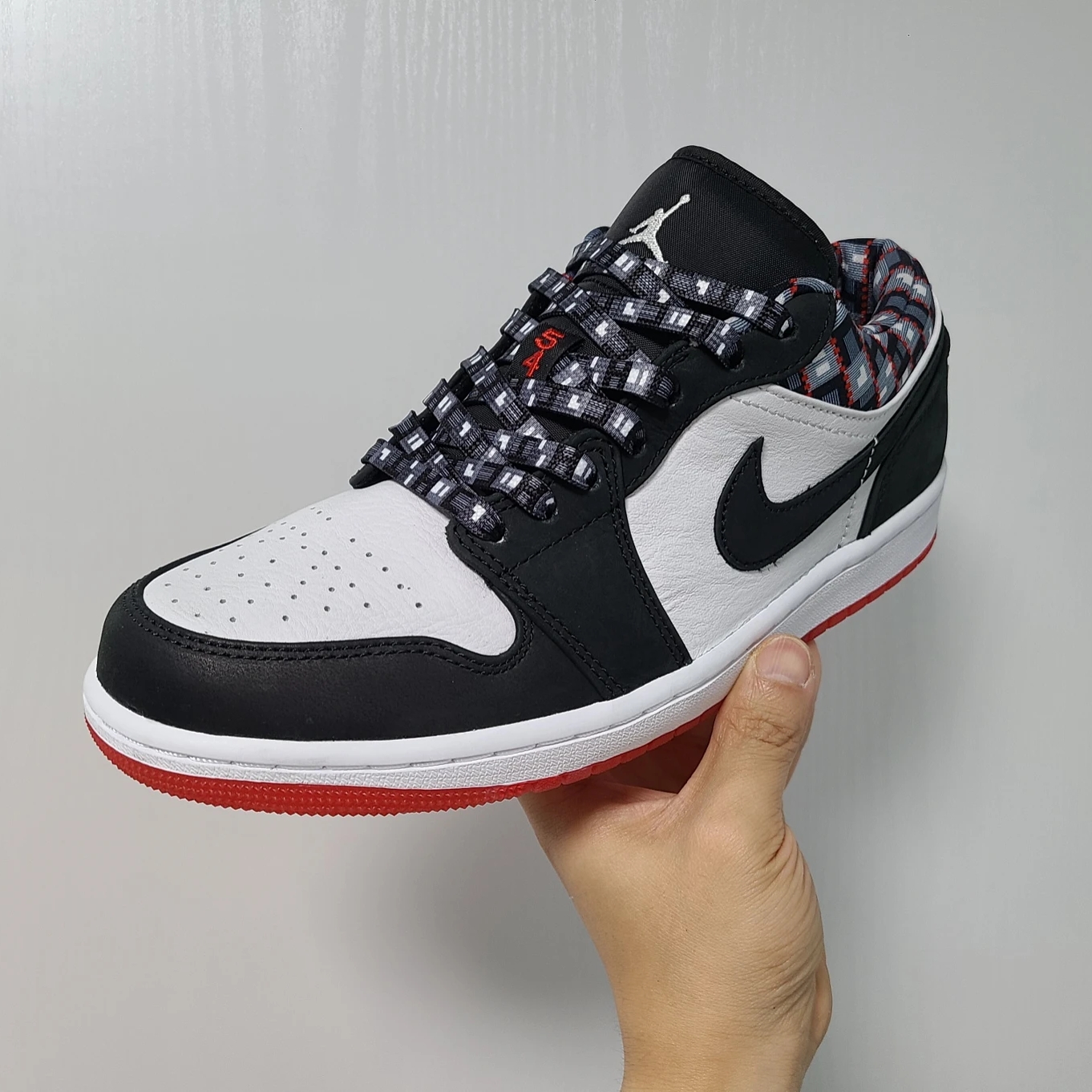 Jordan 1 Low Quai 54 2021 착용 스타일 - 1